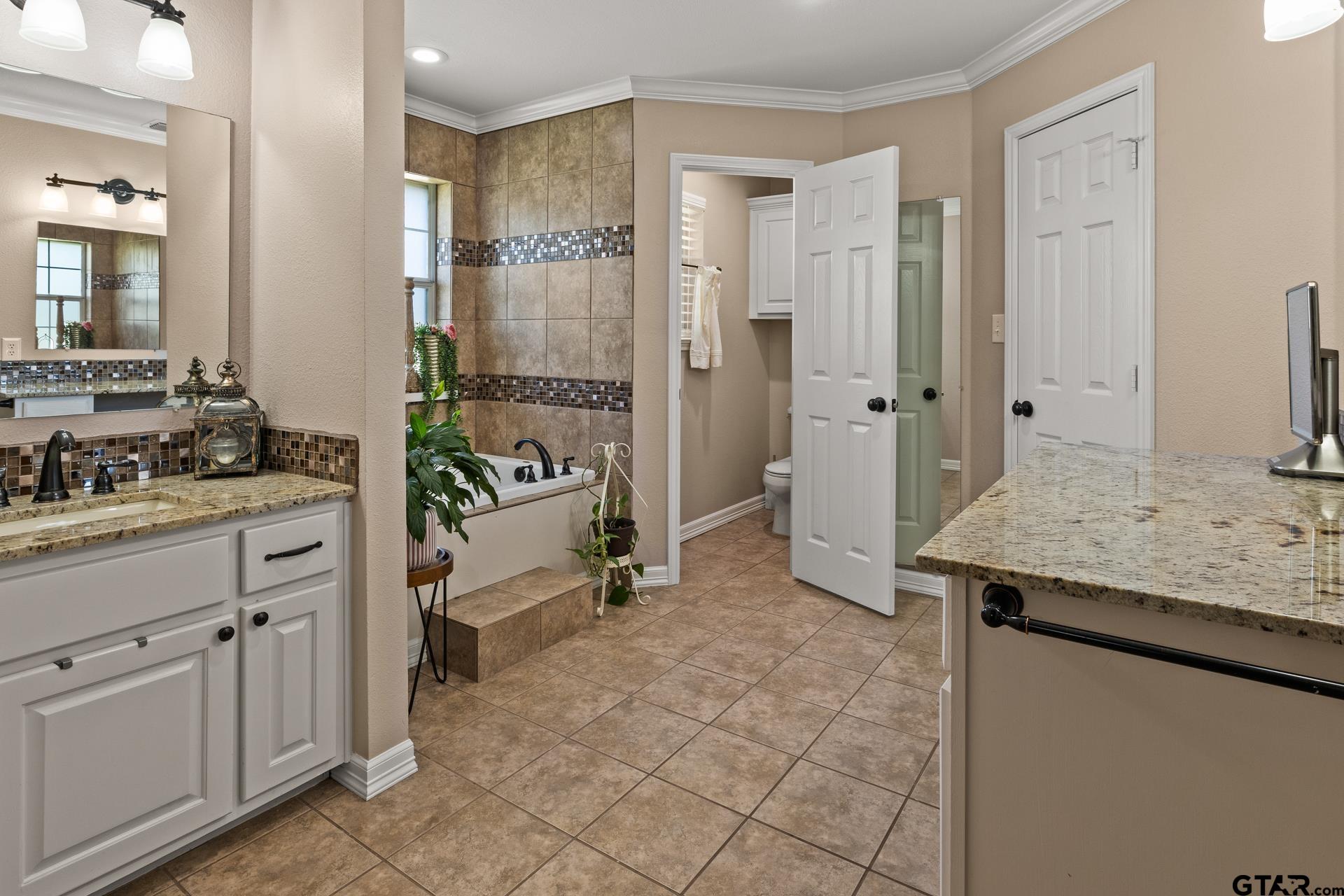 2701 Silver Spring Trail