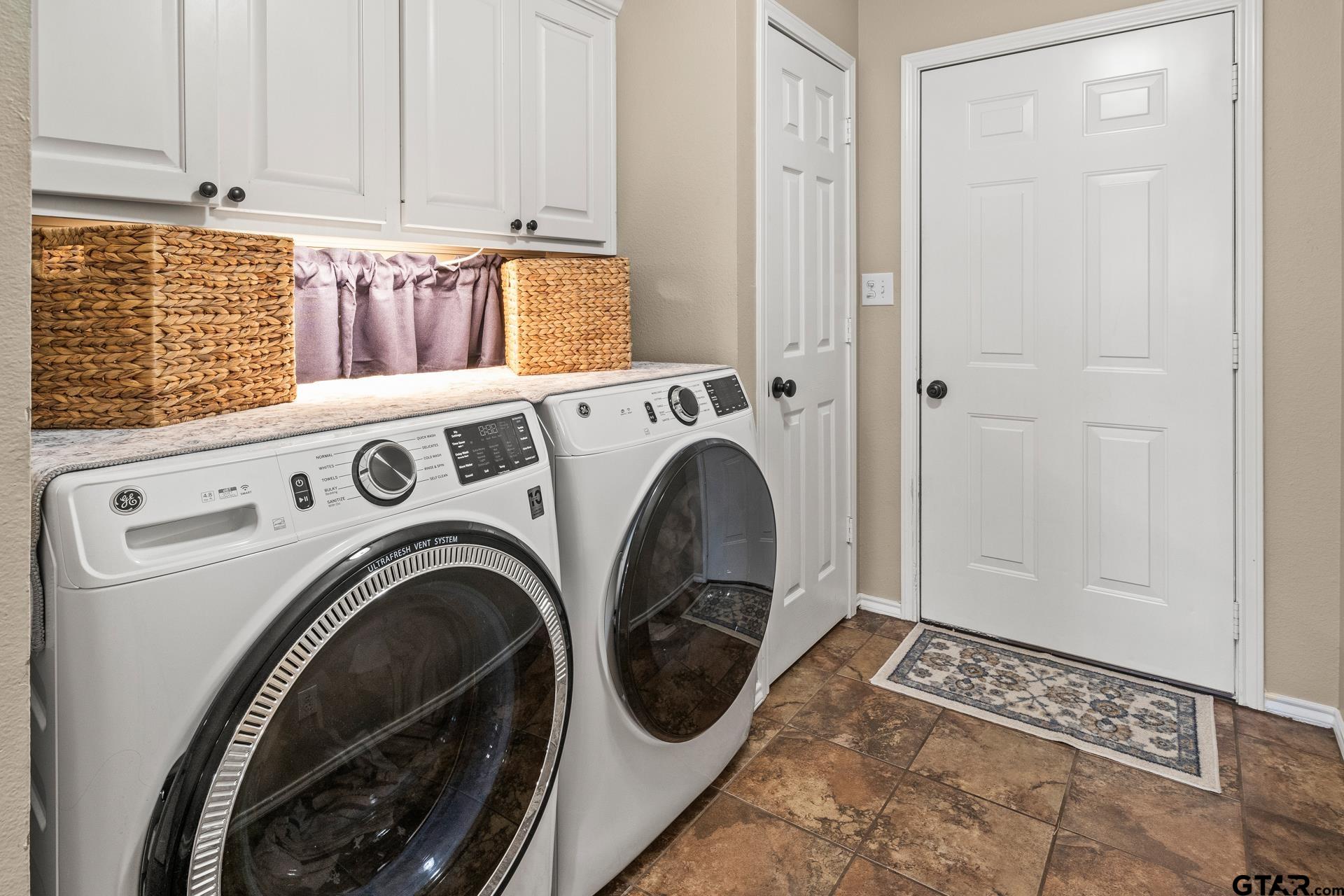 2701 Silver Spring Trail