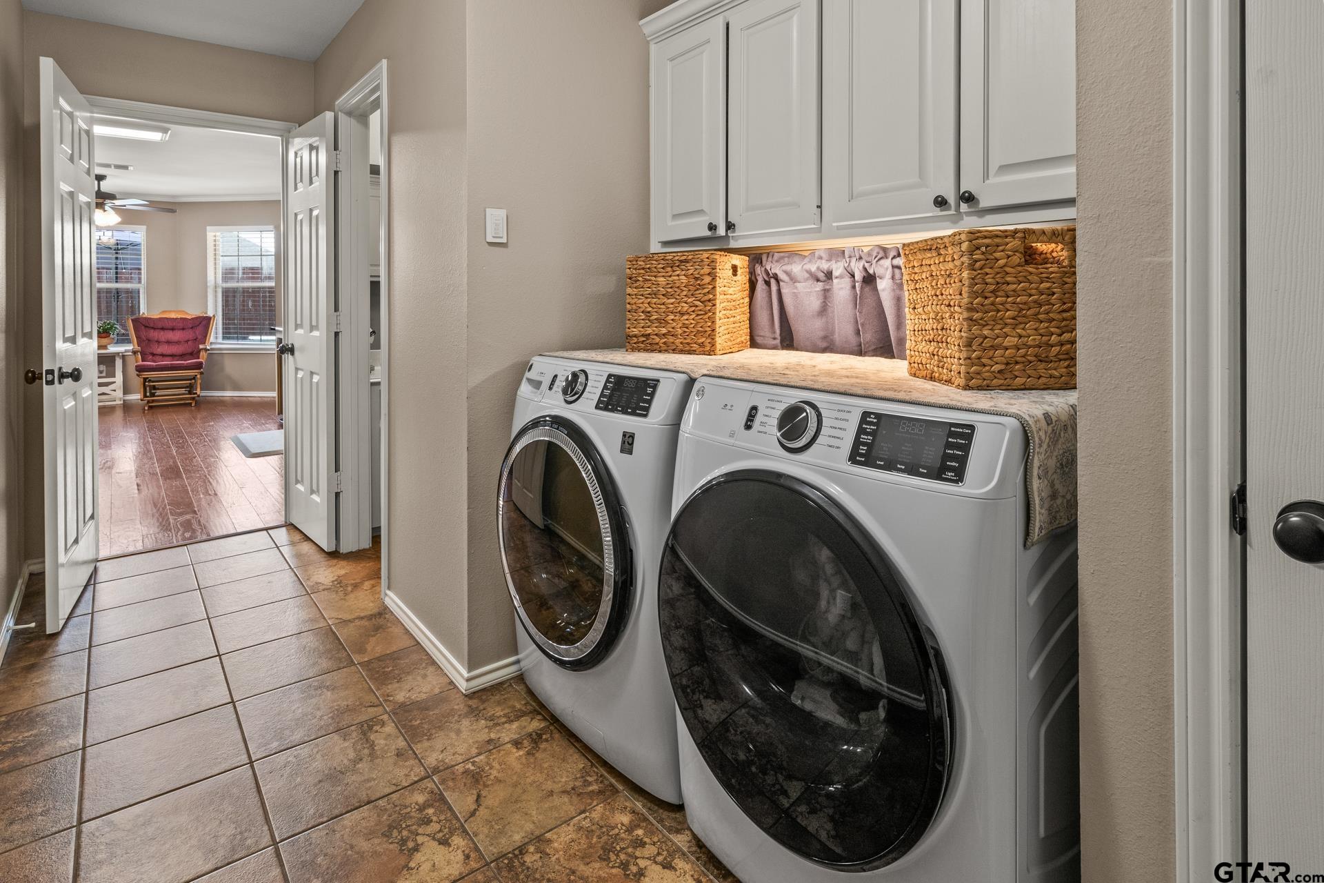 2701 Silver Spring Trail