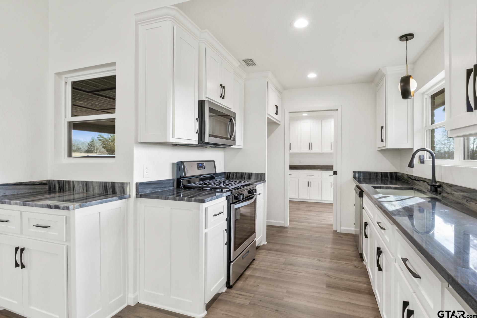10 County Road 3357