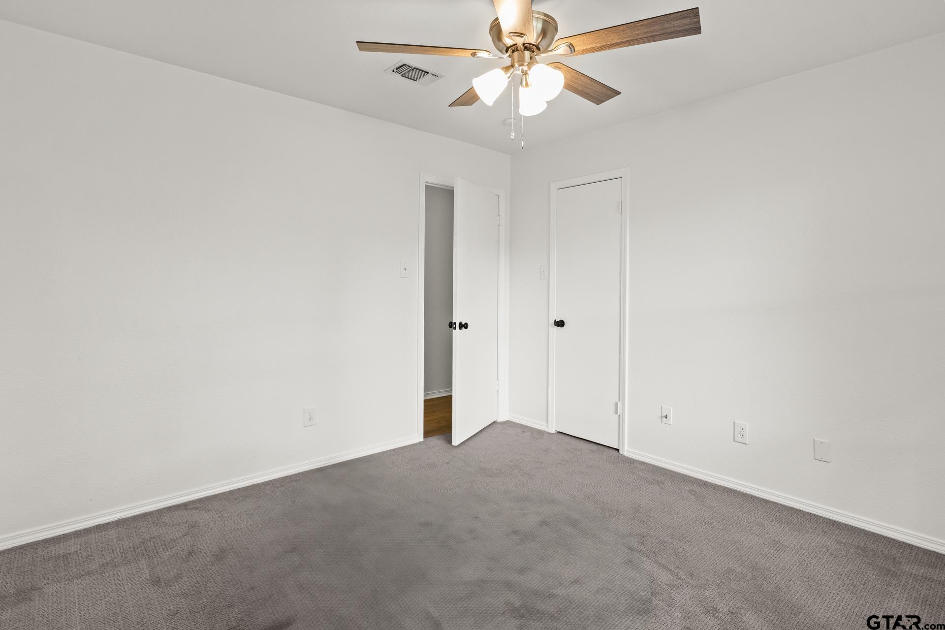 515 Brookwood Dr