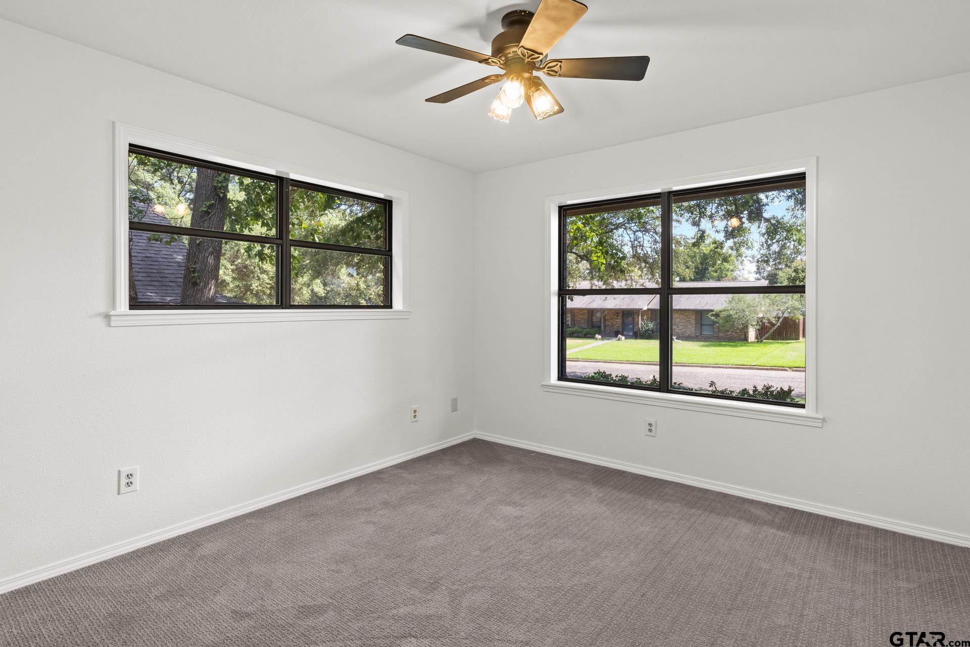 515 Brookwood Dr
