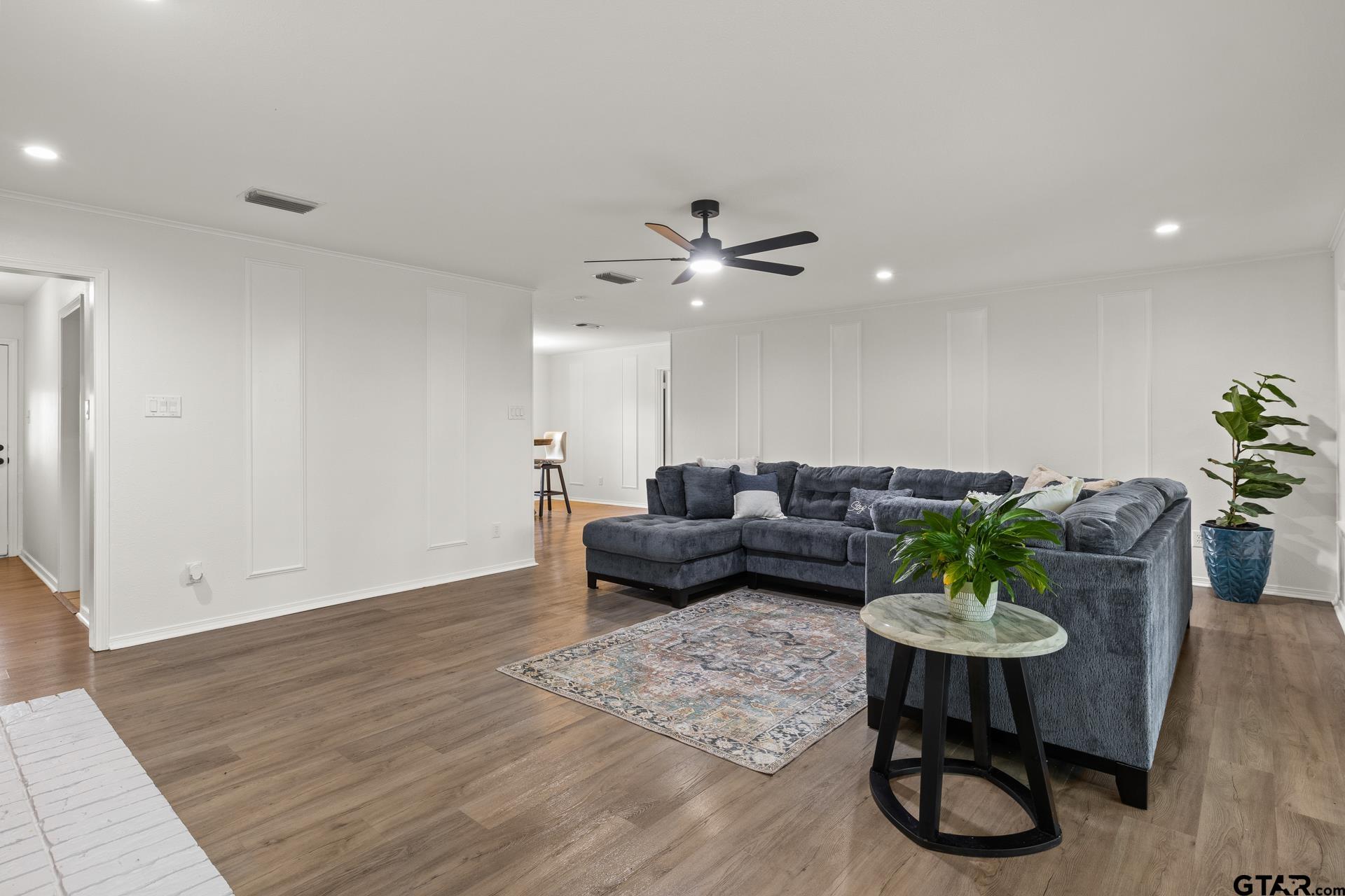 515 Brookwood Dr