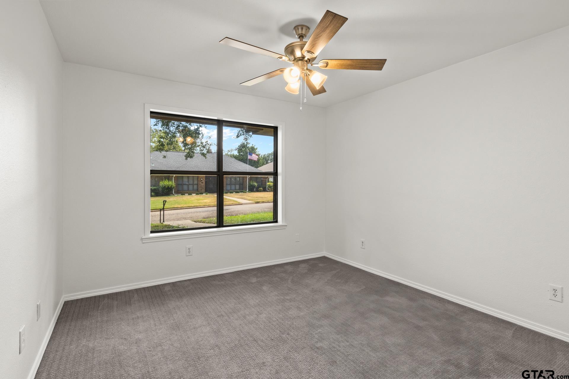 515 Brookwood Dr