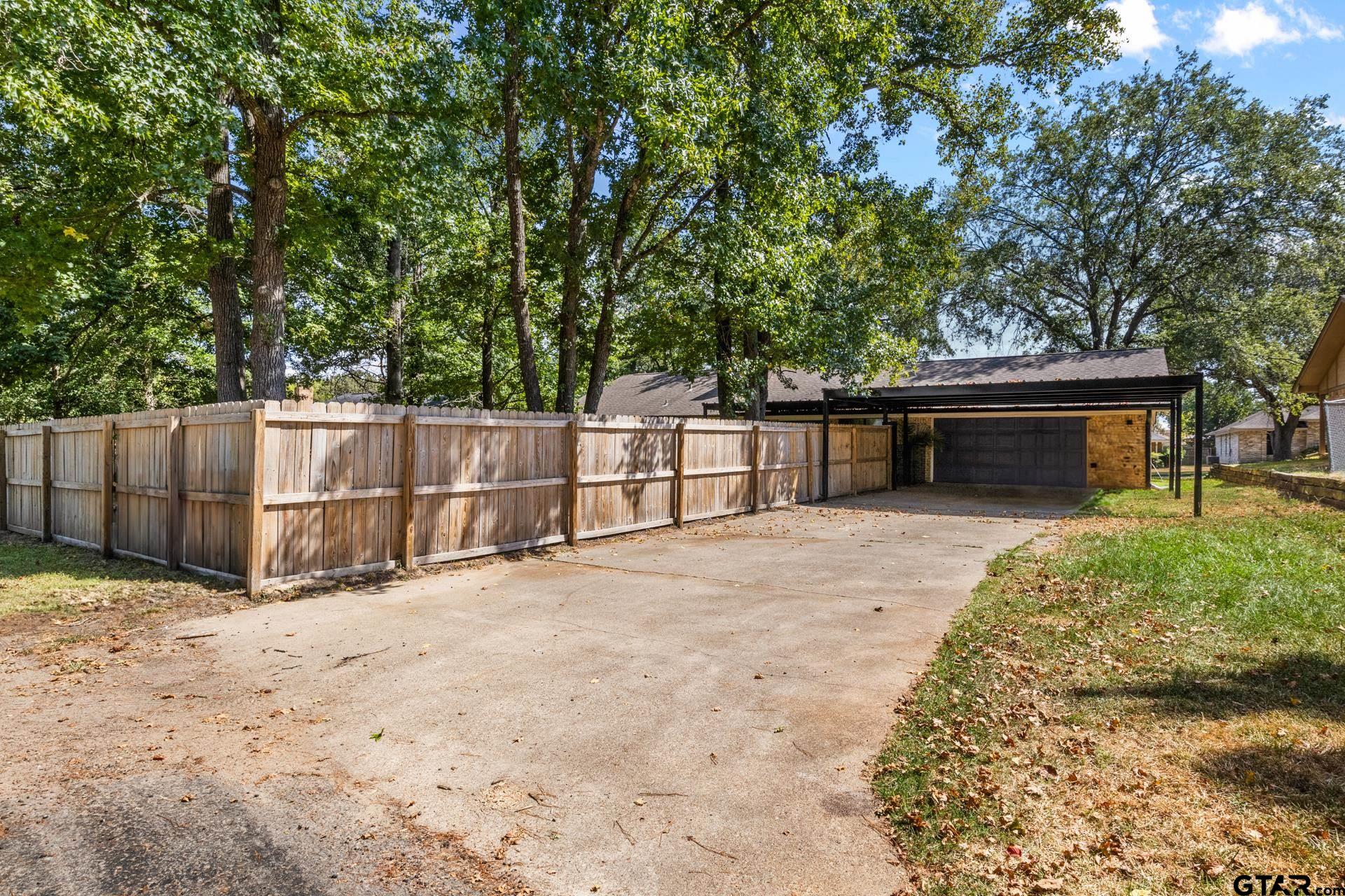515 Brookwood Dr