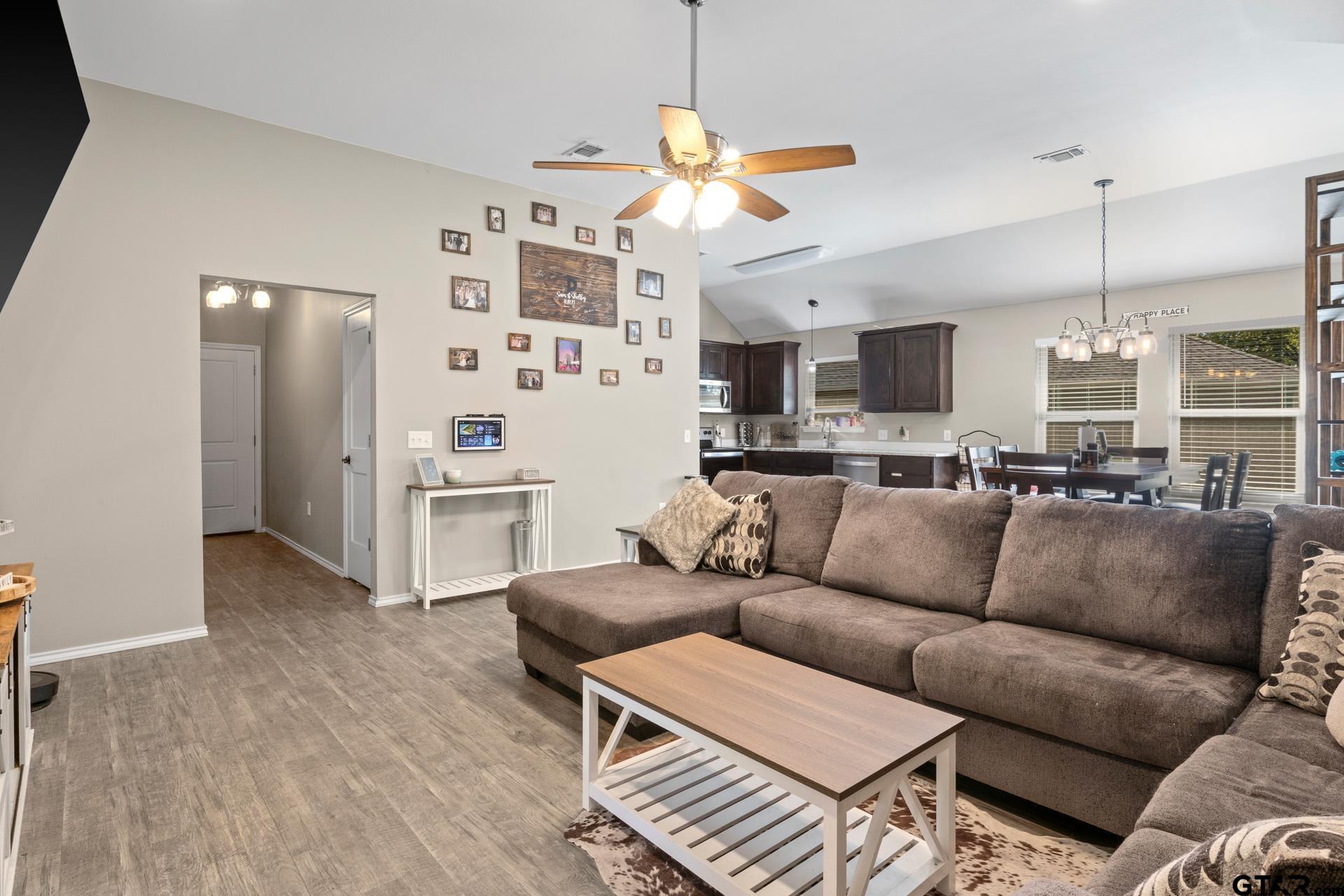 114 Oliver Wendell Ct