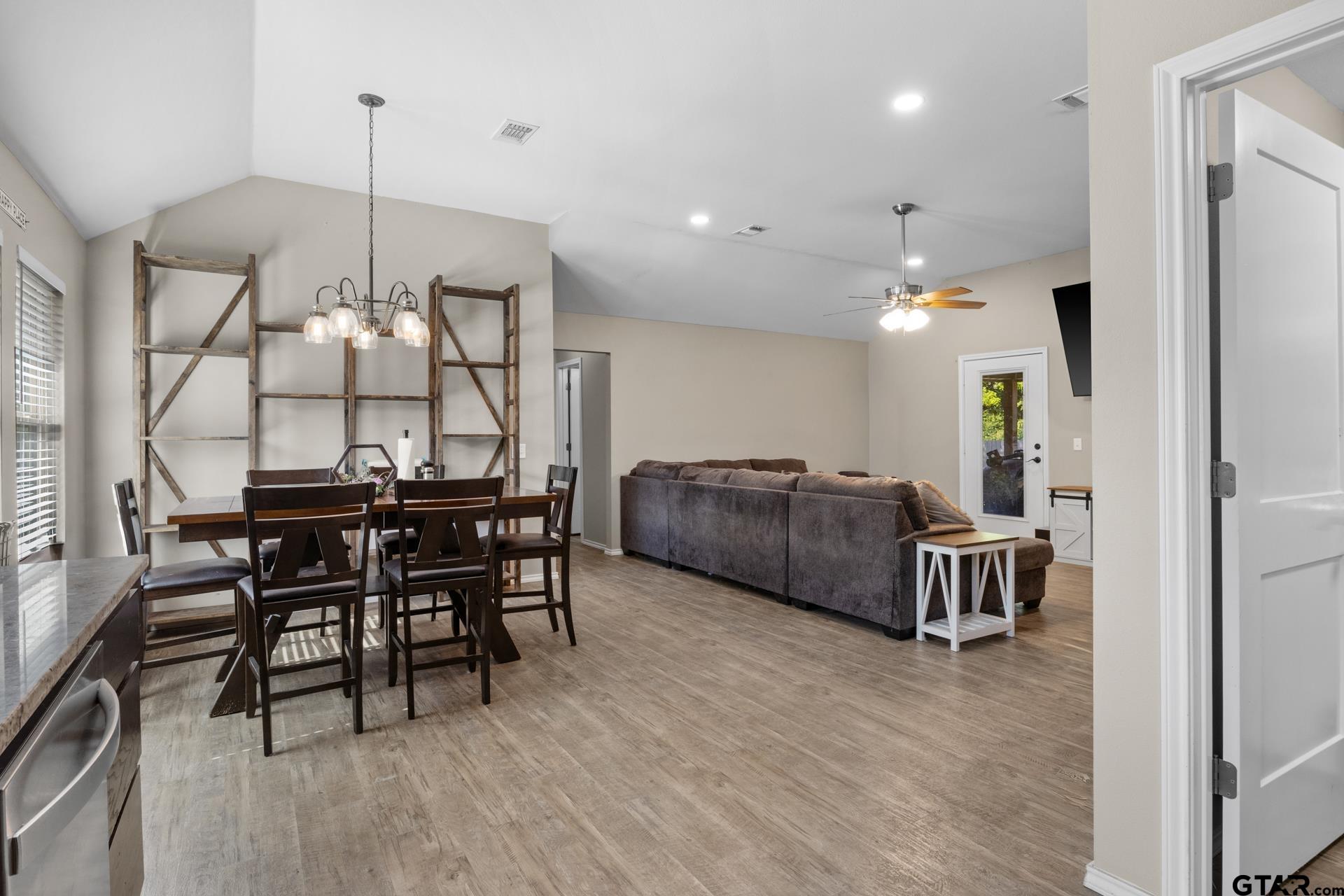 114 Oliver Wendell Ct