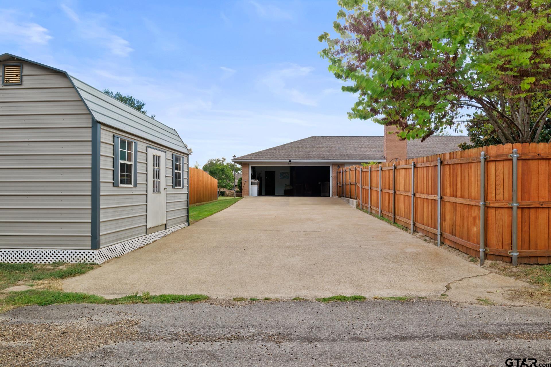 509 Brookwood