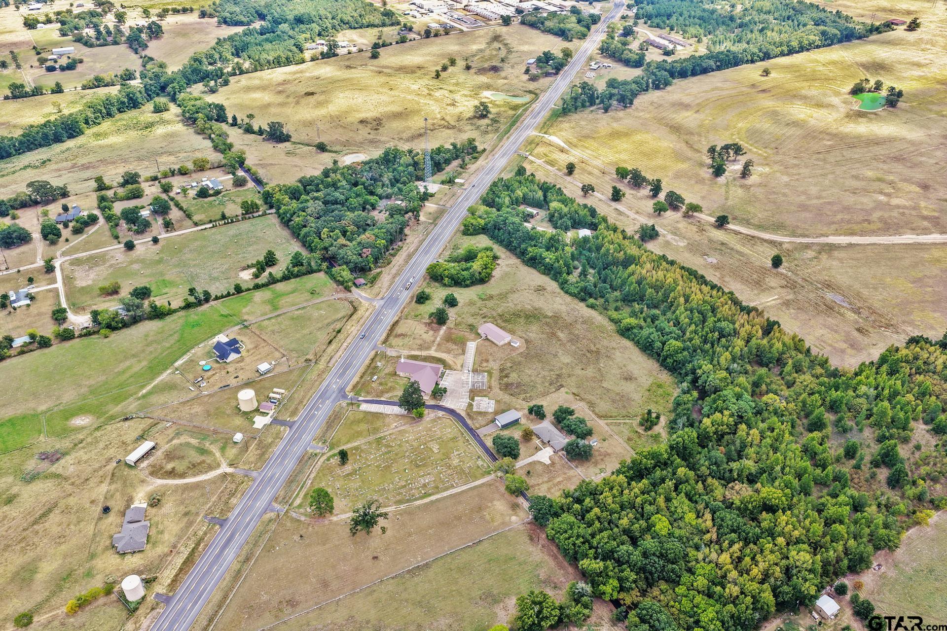 1650 FM 1735