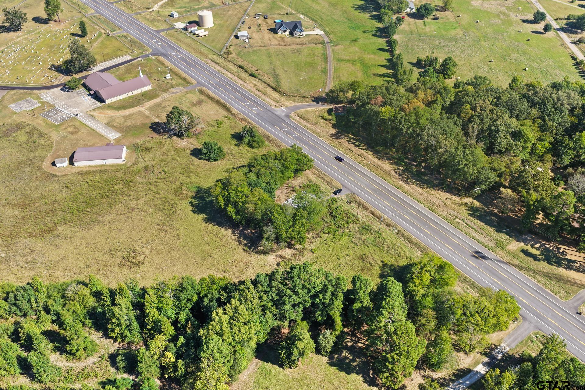 1650 FM 1735