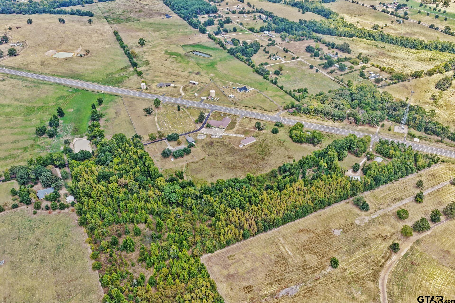 1650 FM 1735