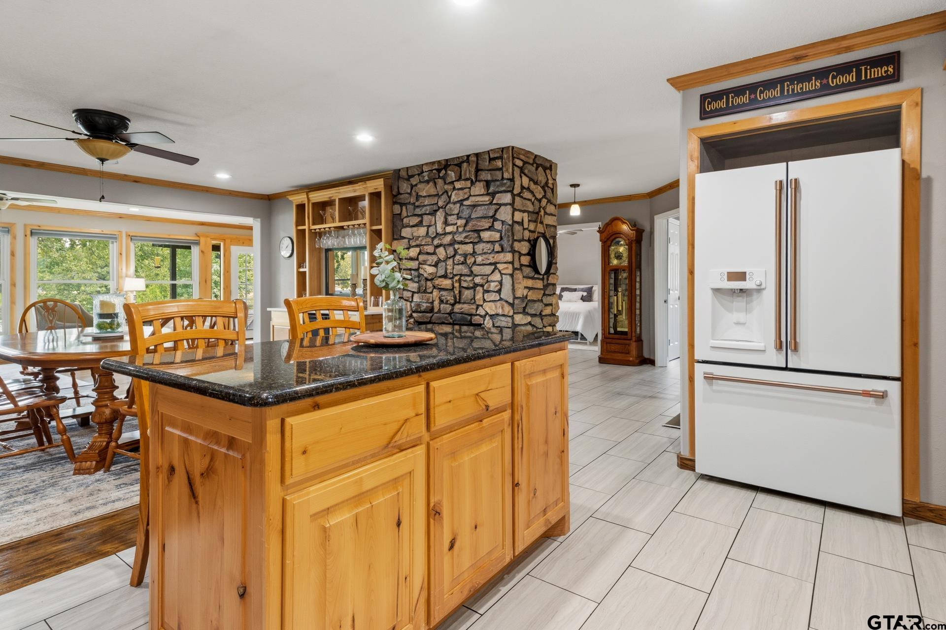 803 County Road 2127