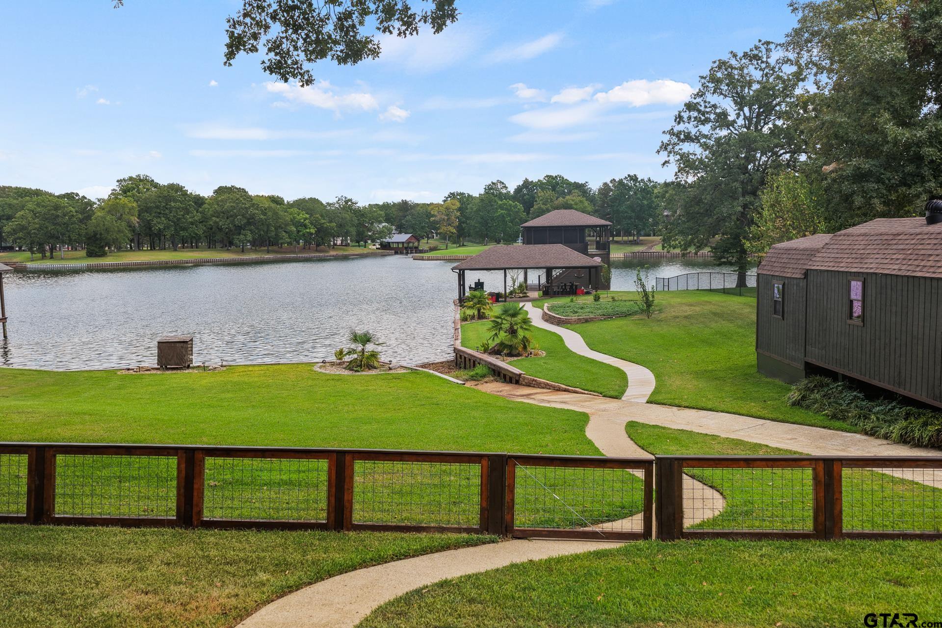 803 County Road 2127