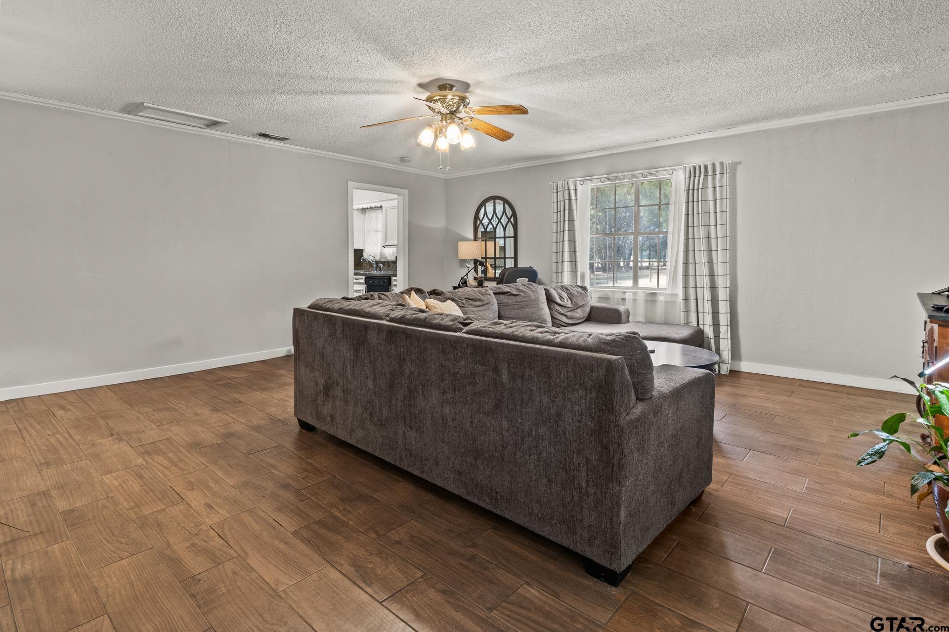 1134 County Road 3350