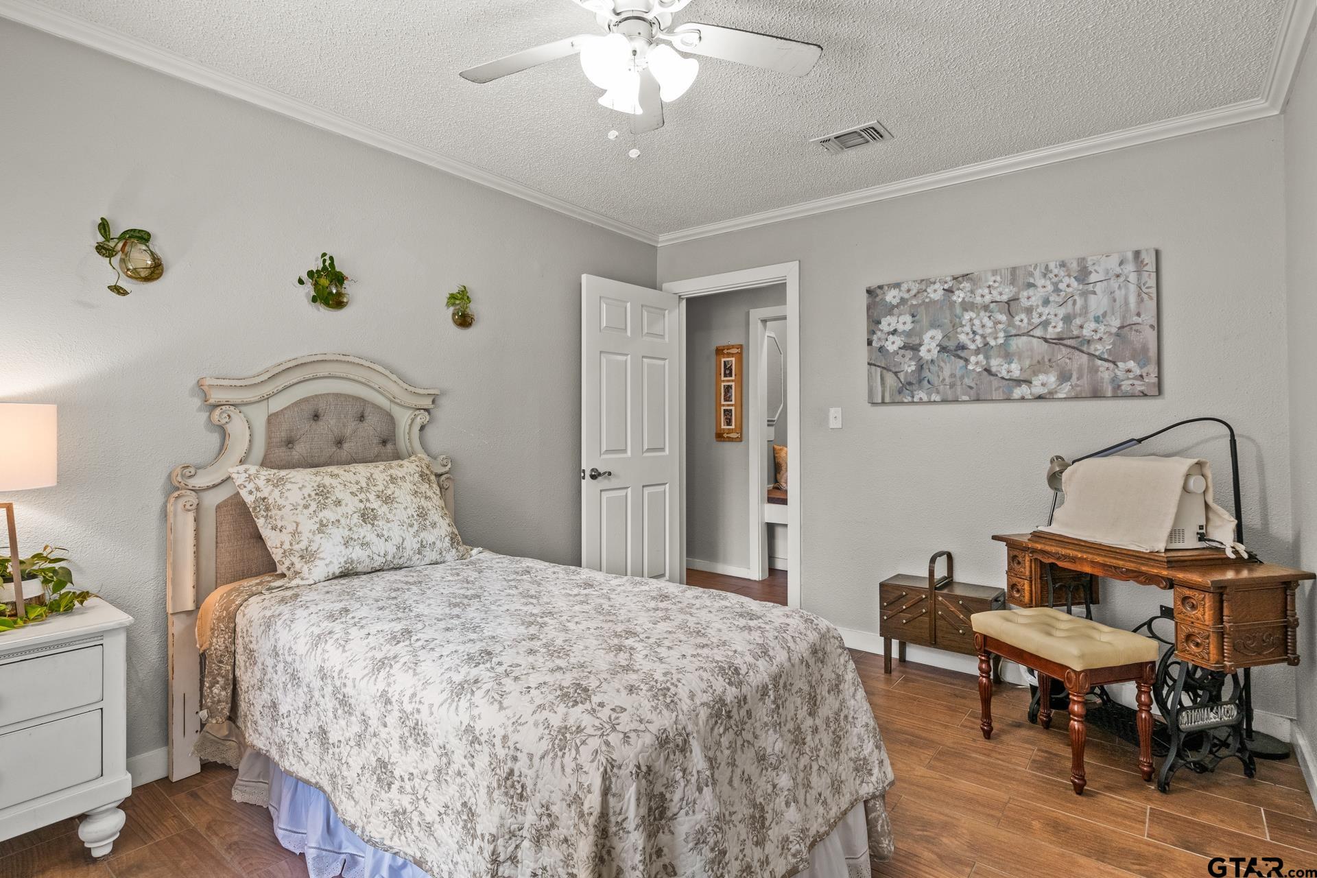 1134 County Road 3350