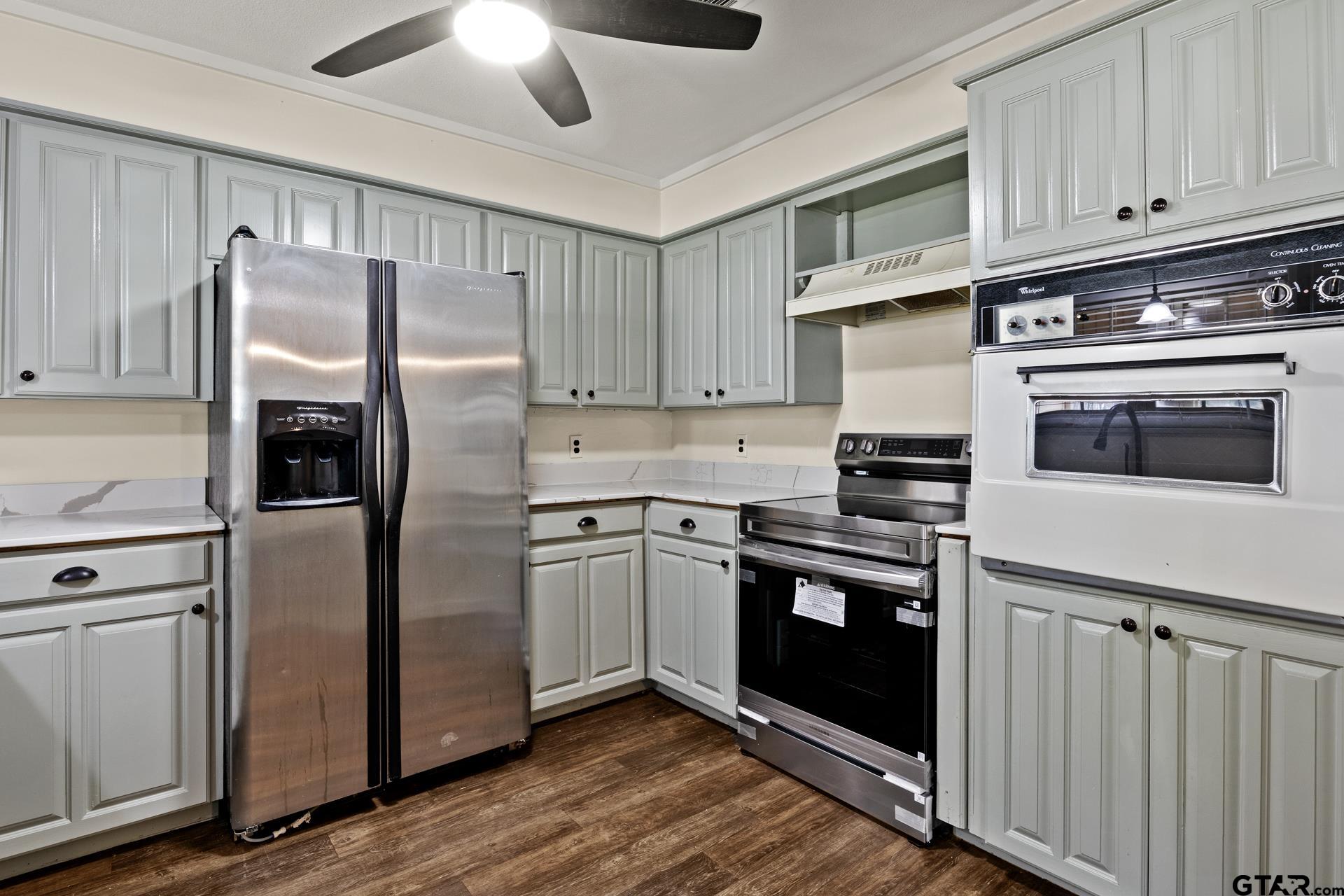 502 Southgate