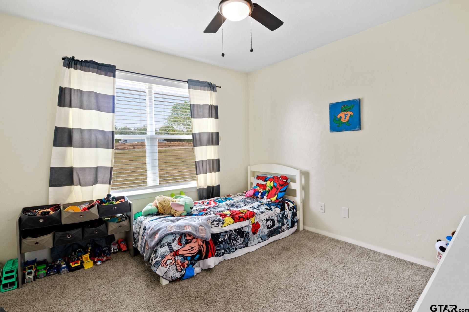 380 N Frontage Rd