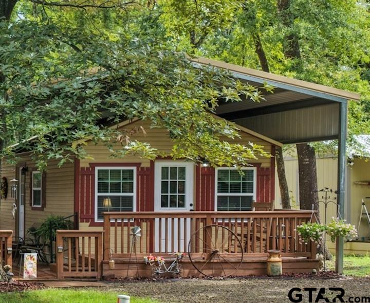 119 Private Road 52614