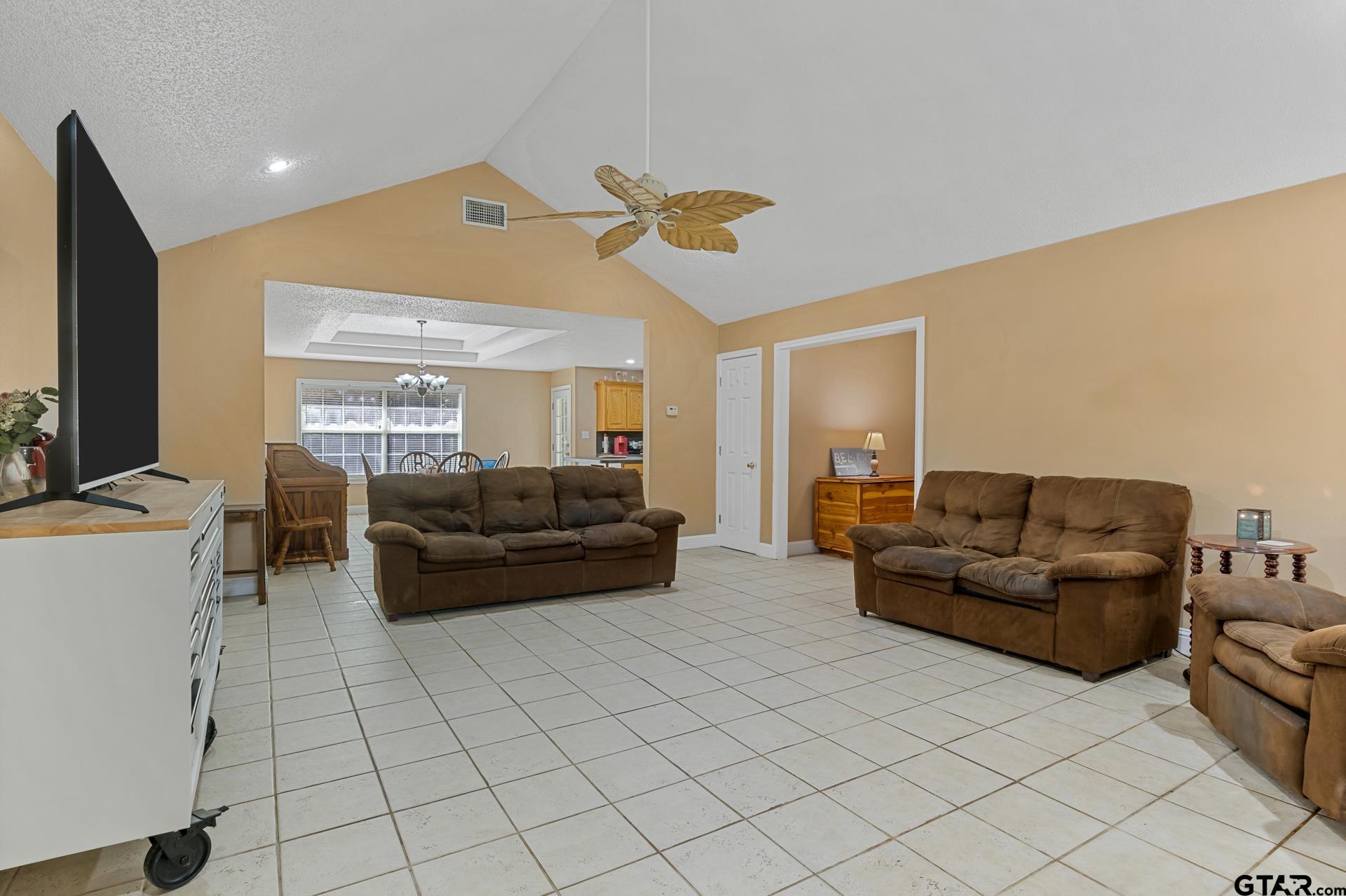 111 County Road 4134