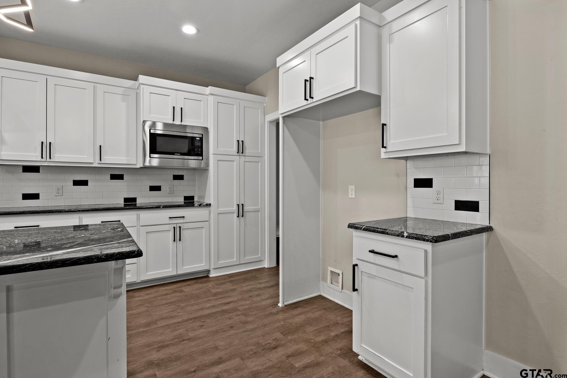 408 County Road 4248