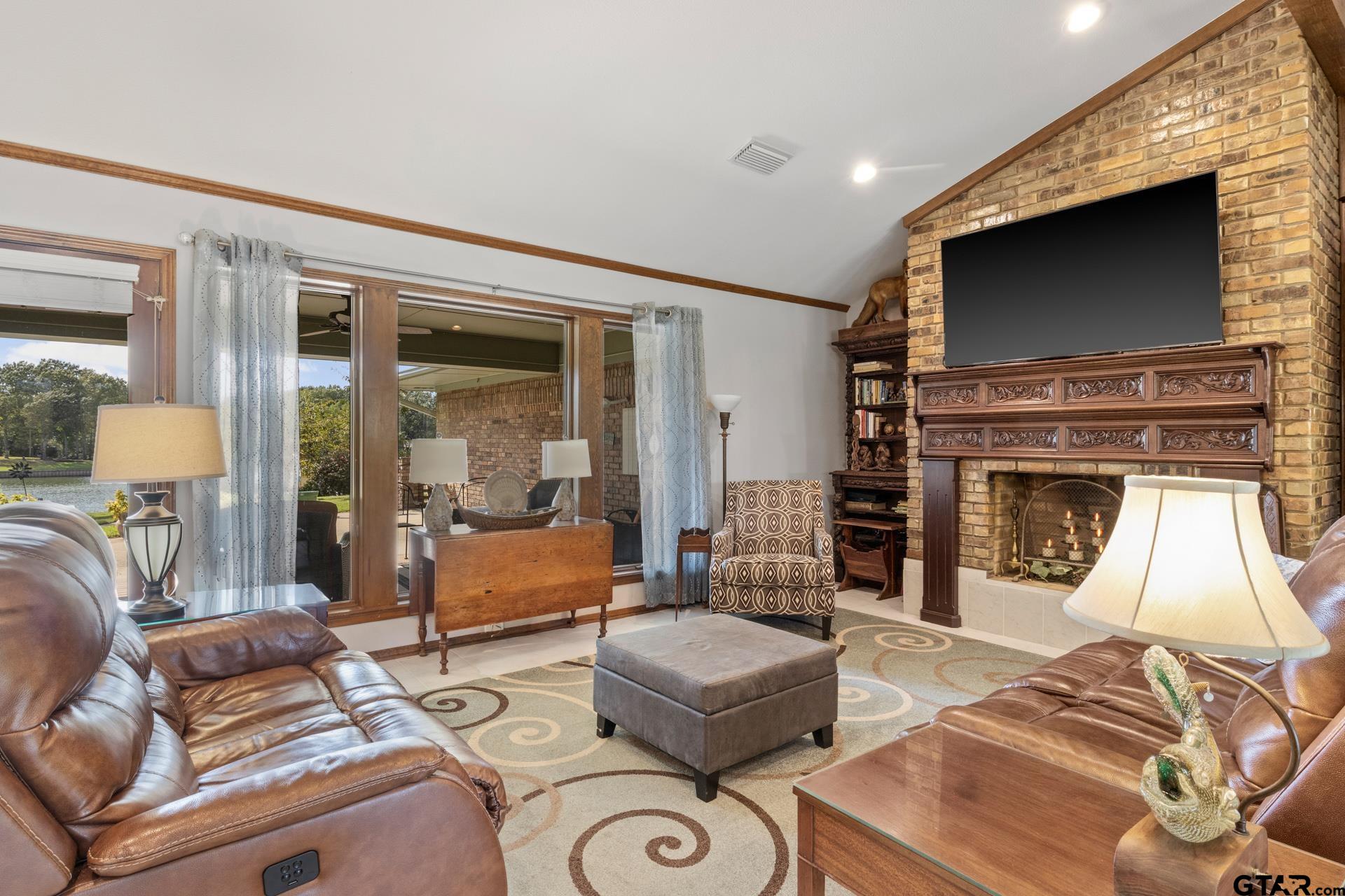 178 County Road 2137