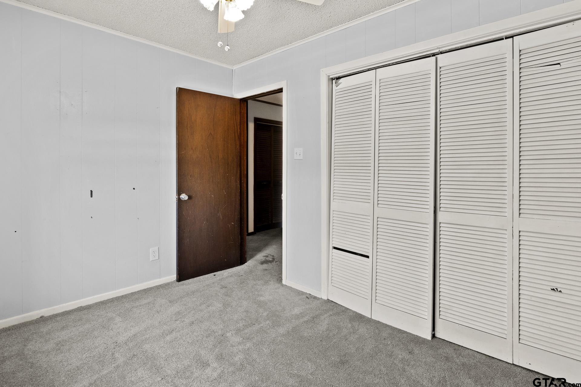 600 W 12th St
