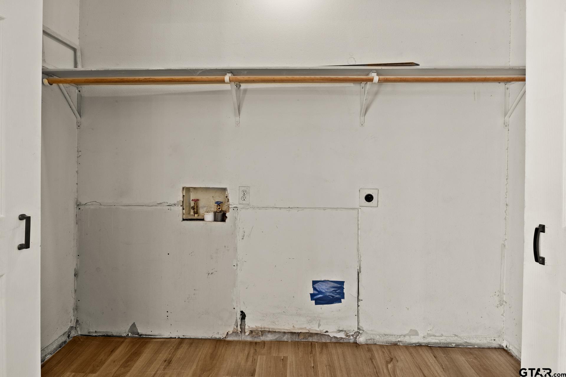 600 W 12th St