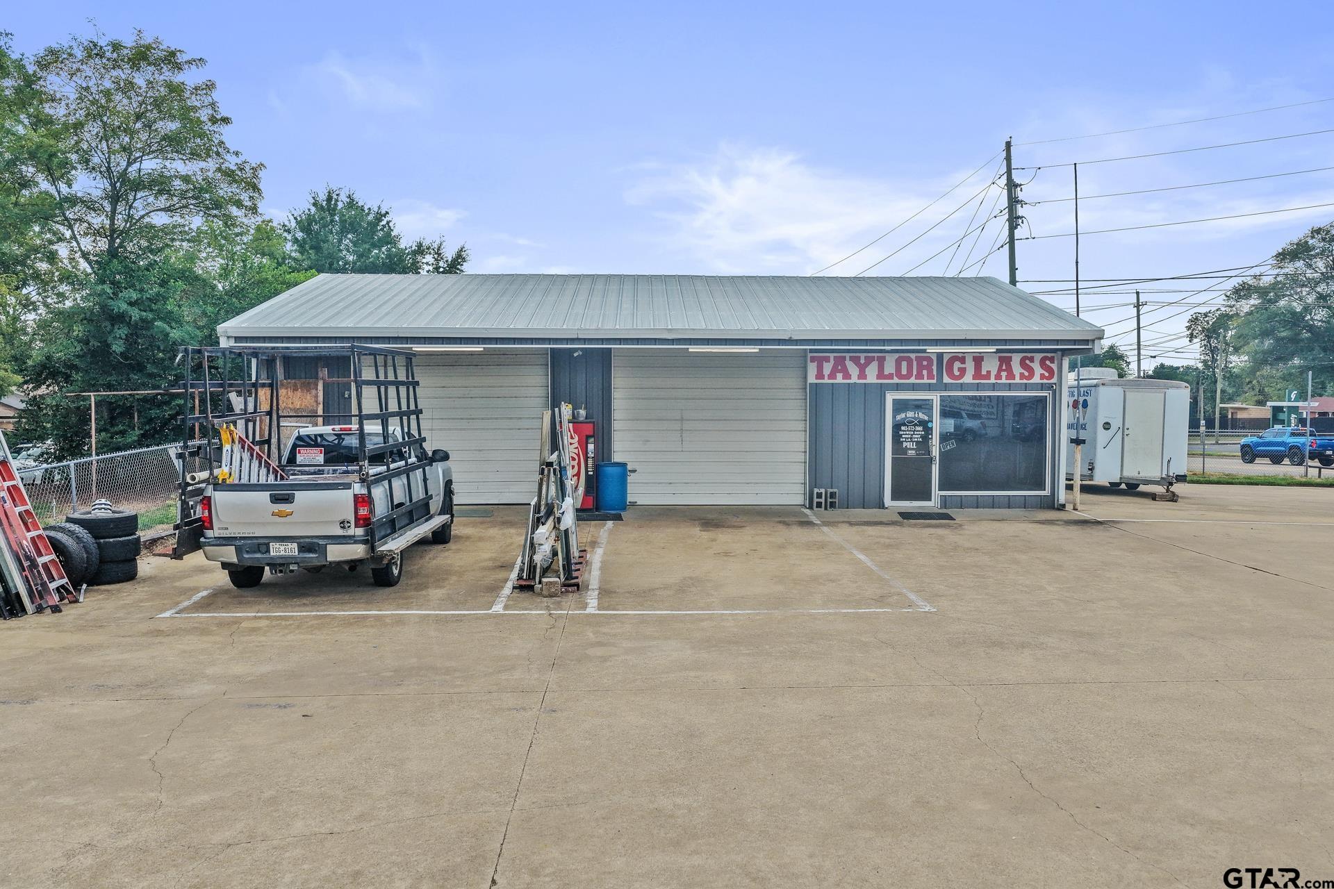 1210 N Jefferson