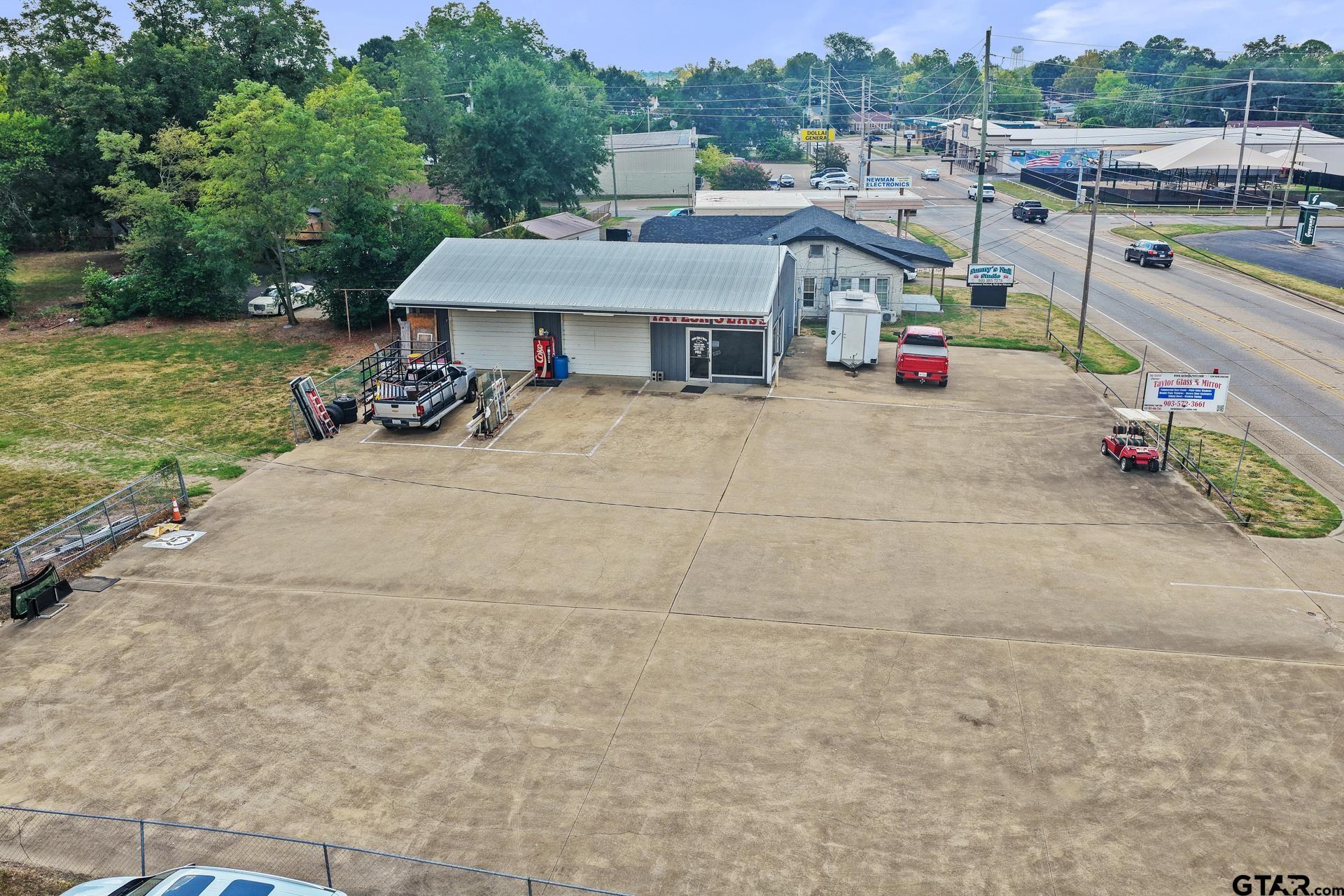 1210 N Jefferson