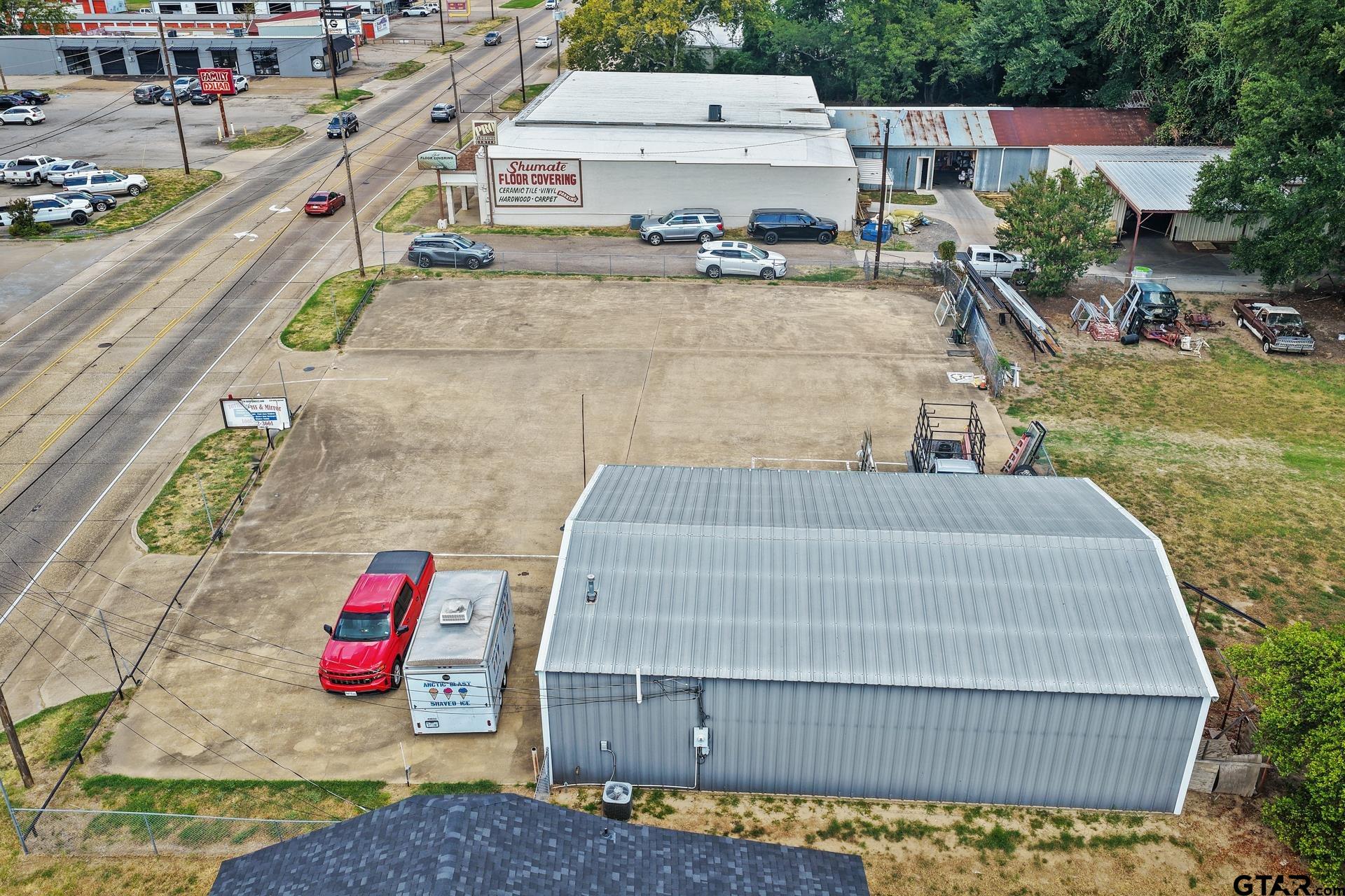 1210 N Jefferson