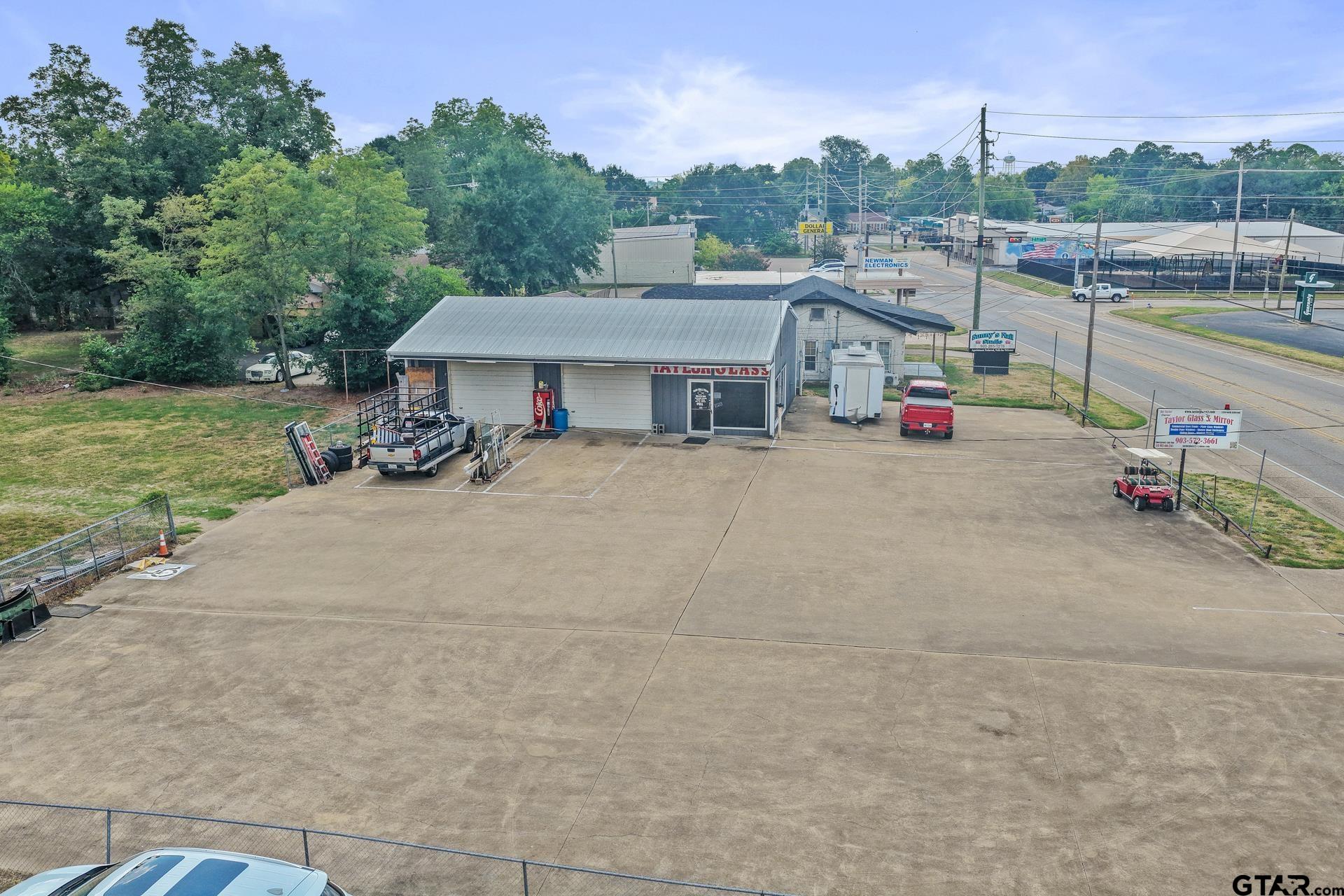 1210 N Jefferson