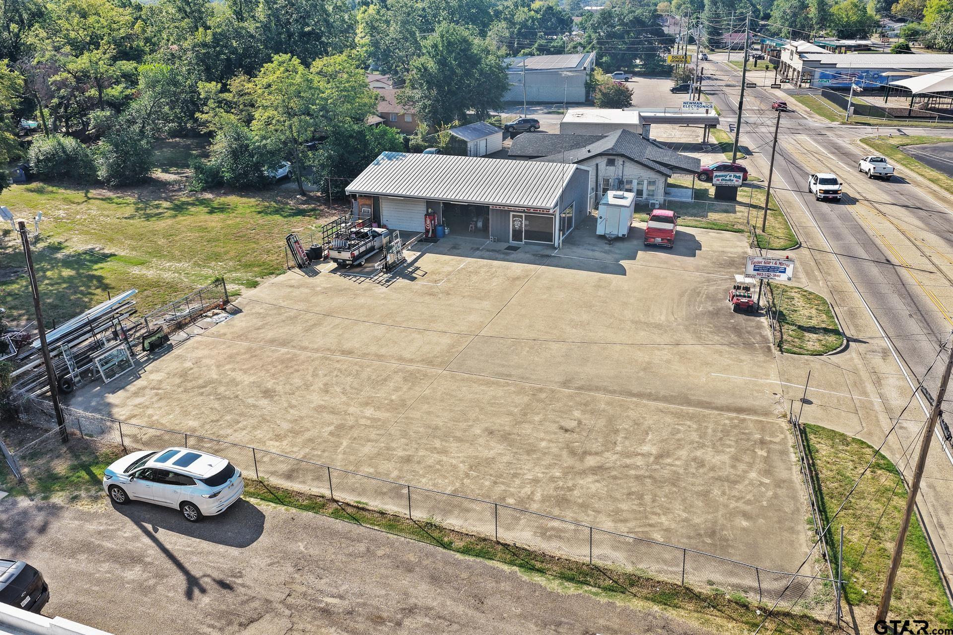 1210 N Jefferson