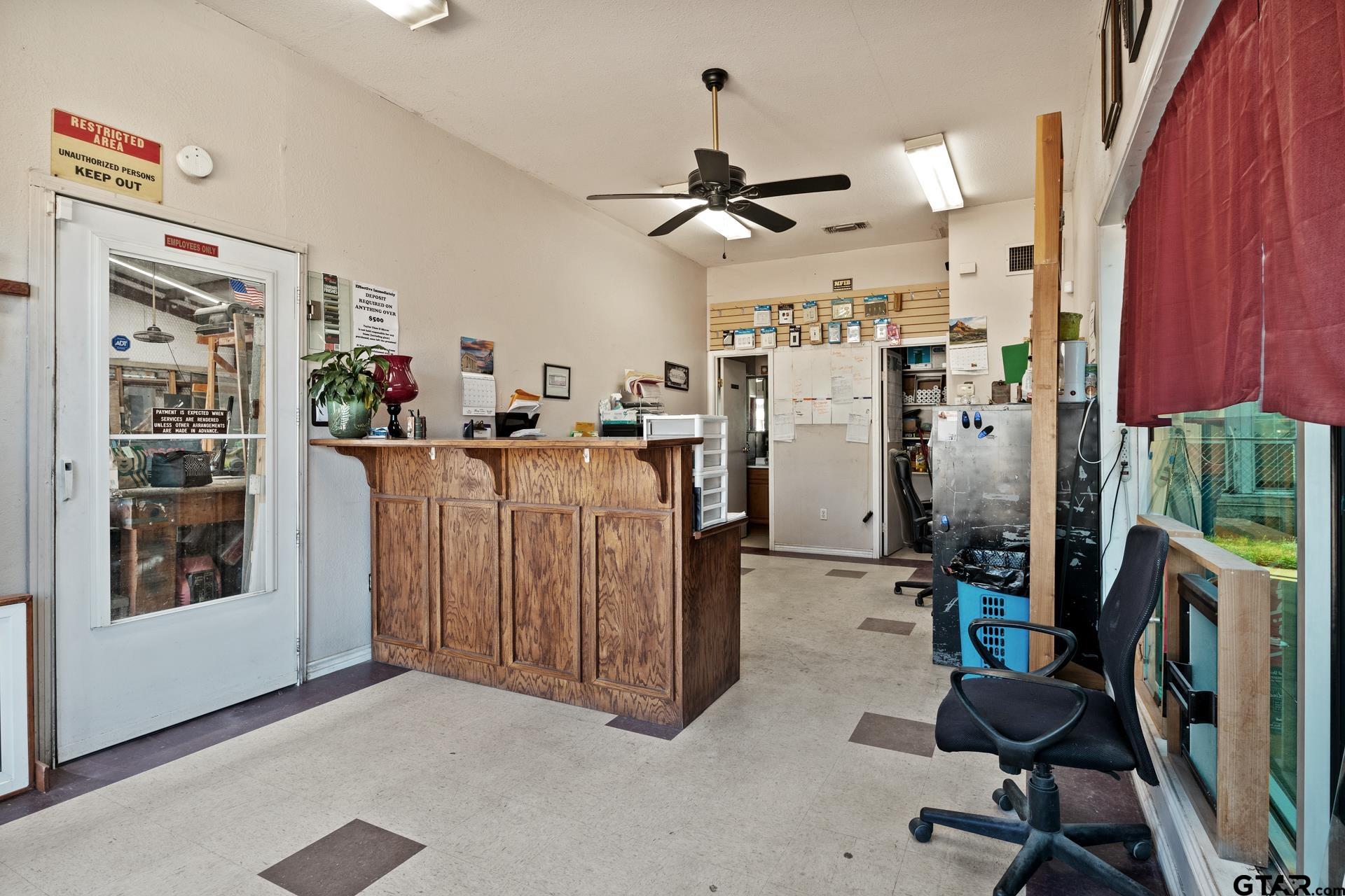 1210 N Jefferson