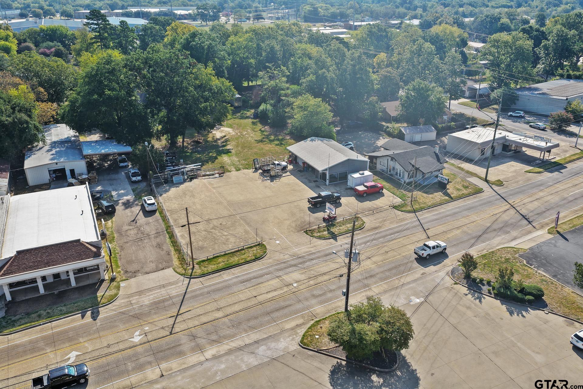 1210 N Jefferson