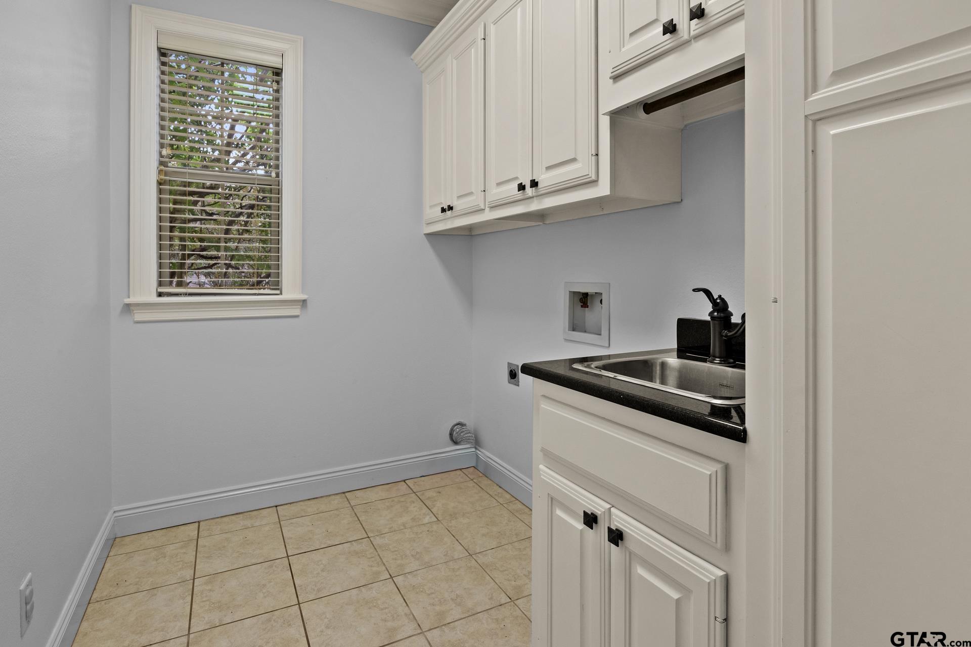 132 Private Road 4206