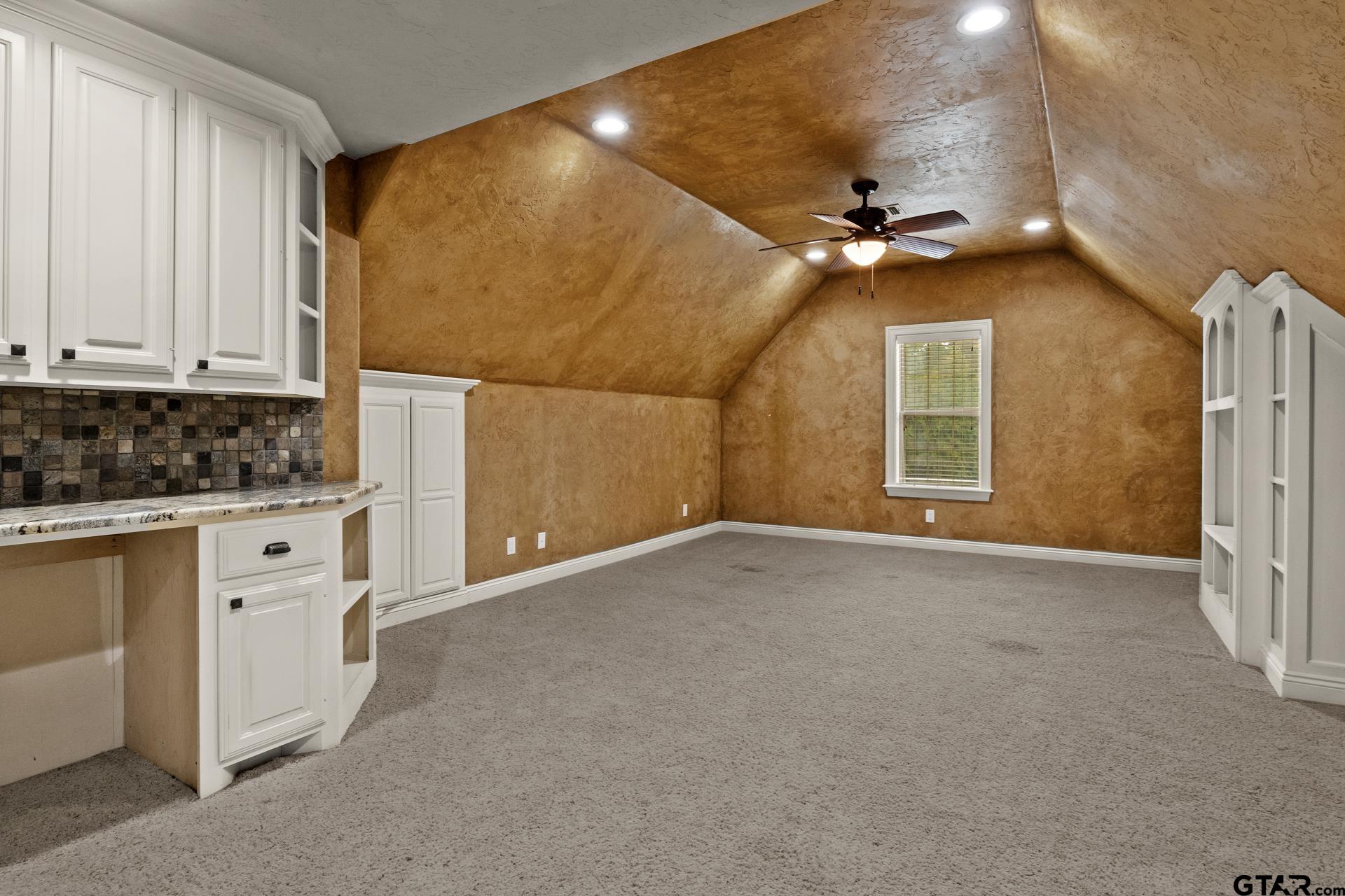 132 Private Road 4206