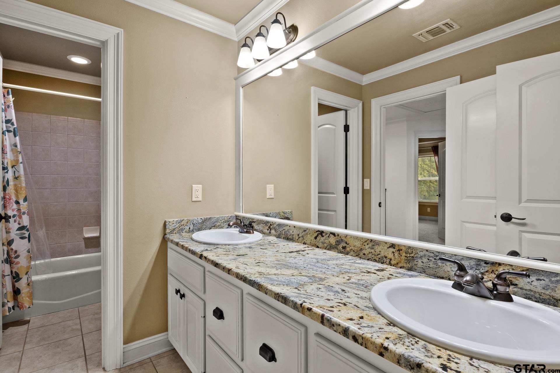 132 Private Road 4206