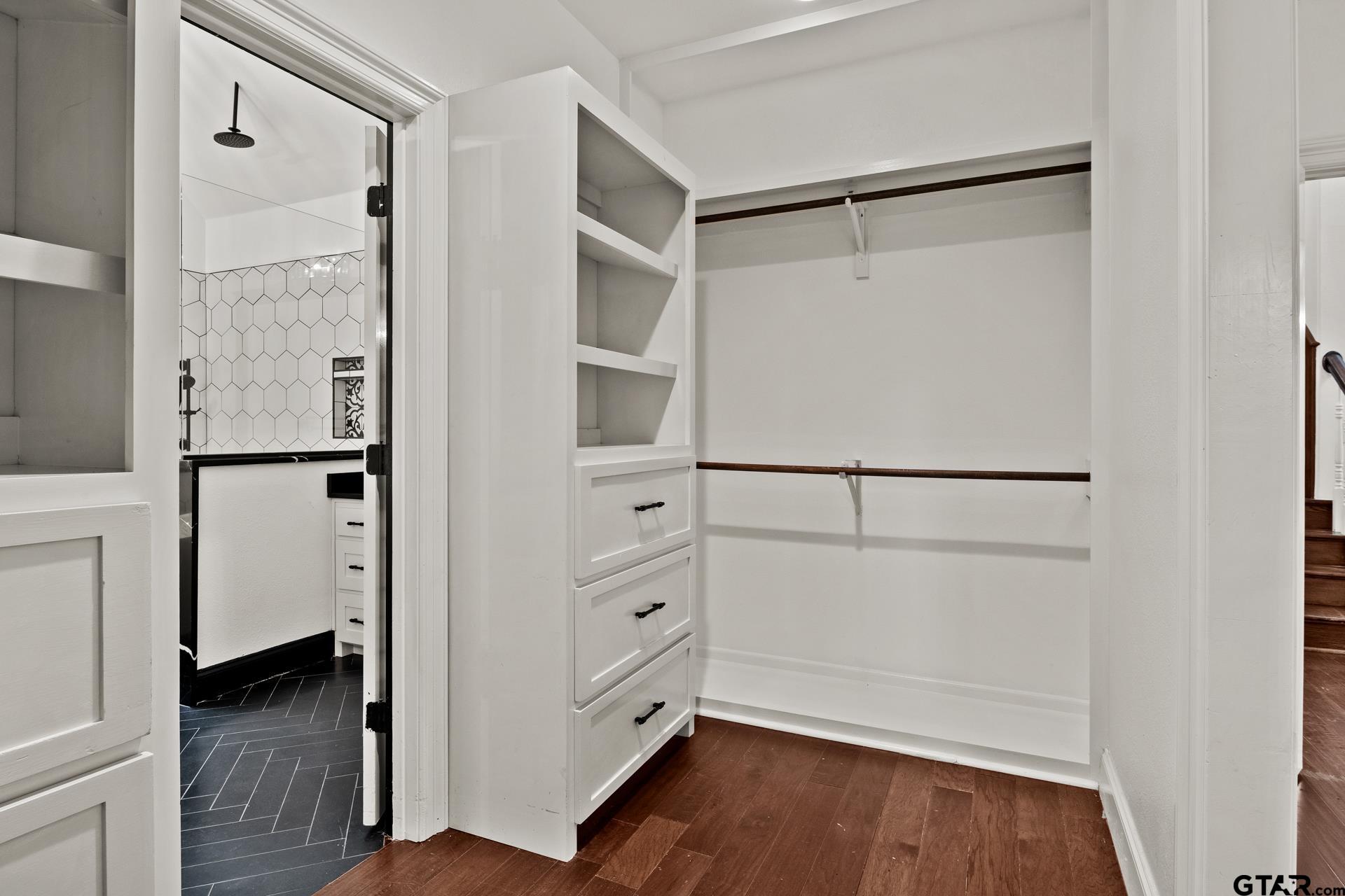 132 Private Road 4206