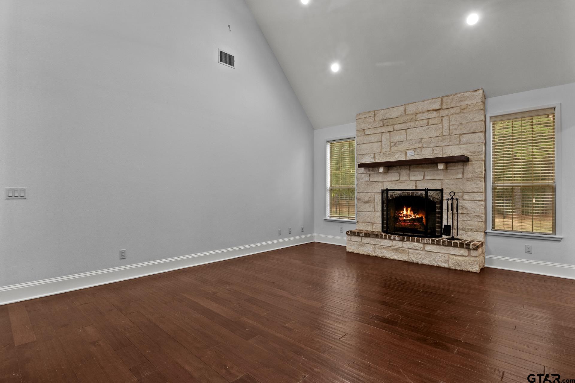 132 Private Road 4206
