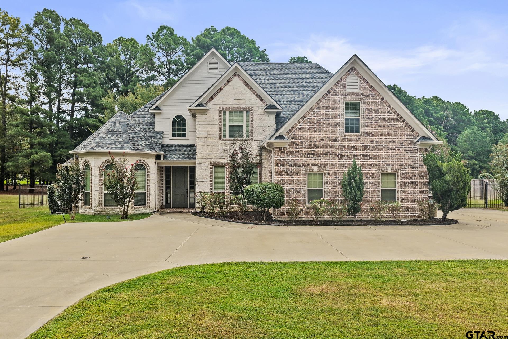 132 Private Road 4206
