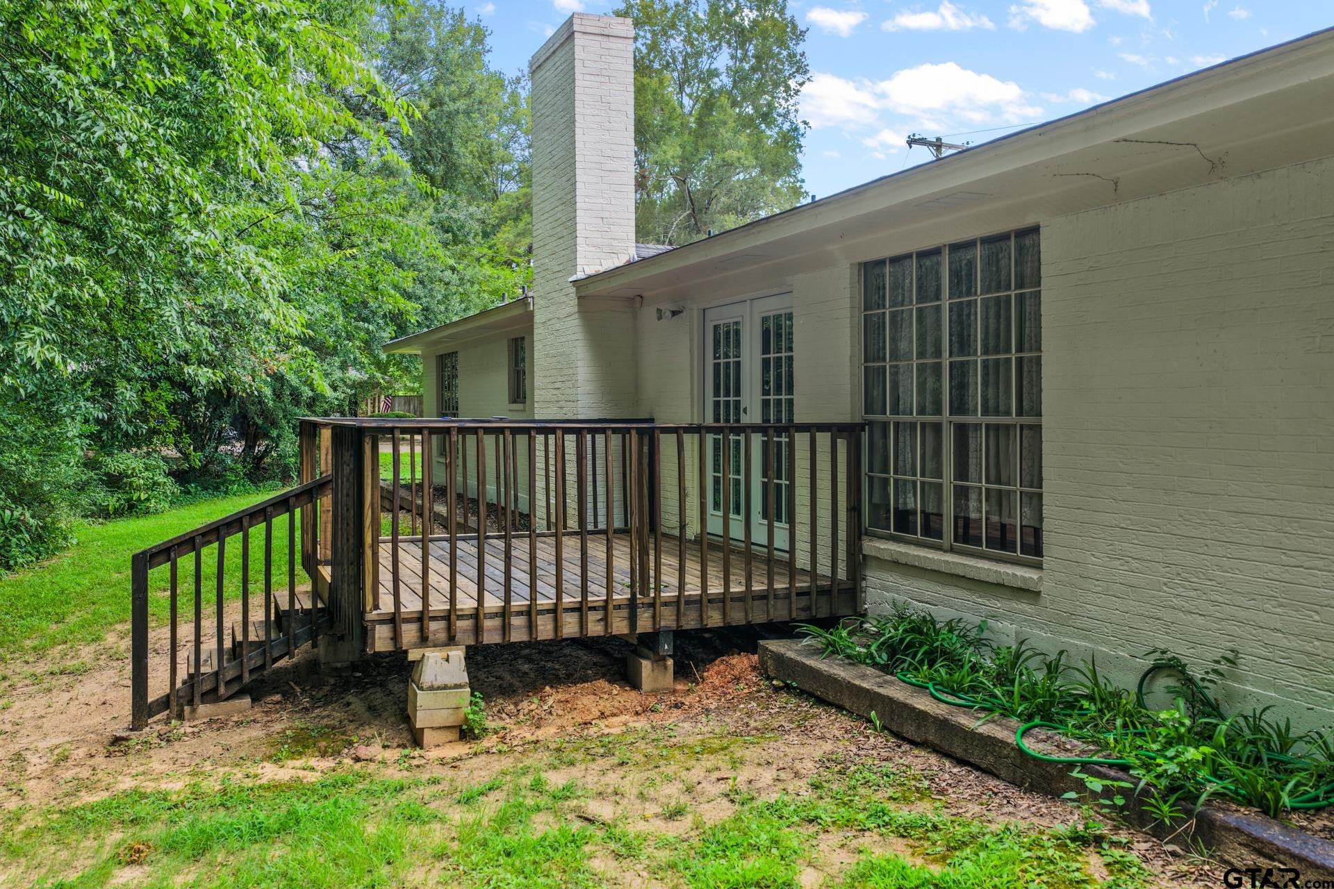 105 Kent Dr