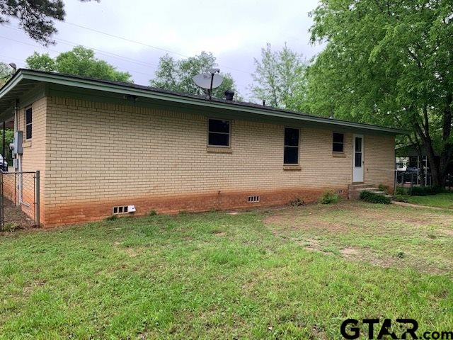 1221 Webb