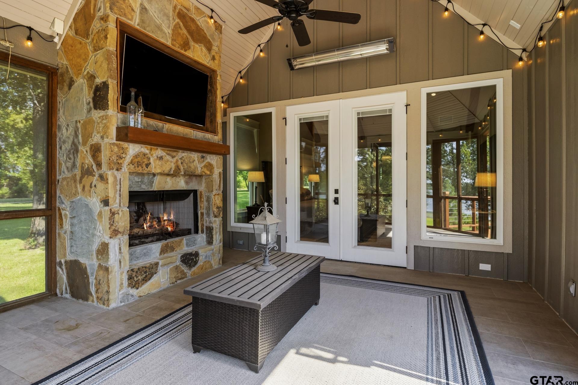 200 County Road 1297