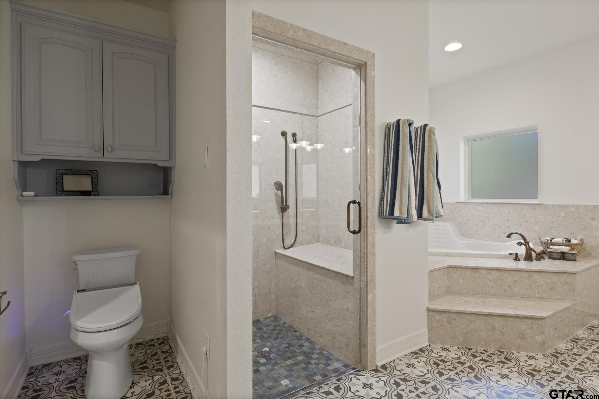 291 Private Road 2367