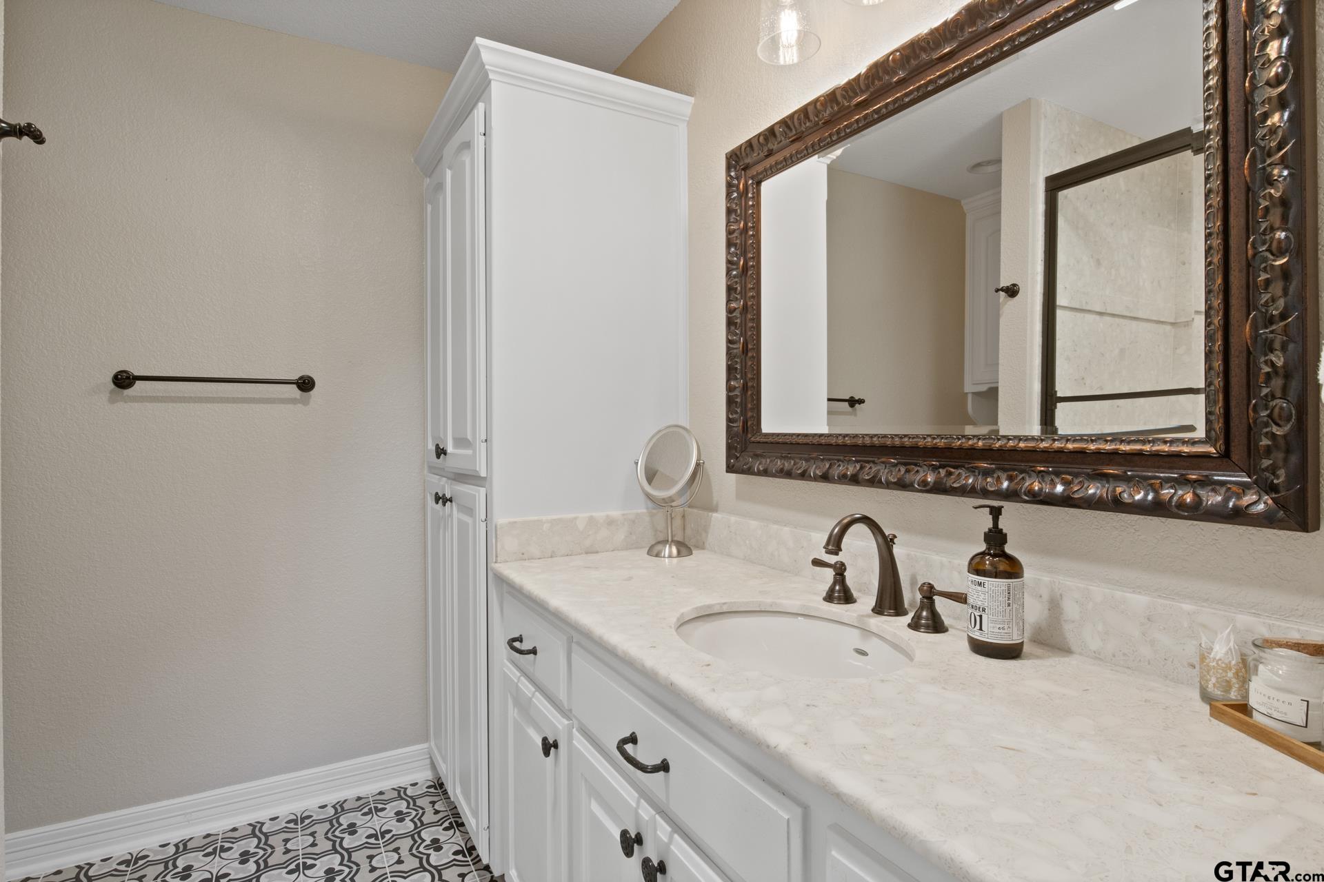 291 Private Road 2367