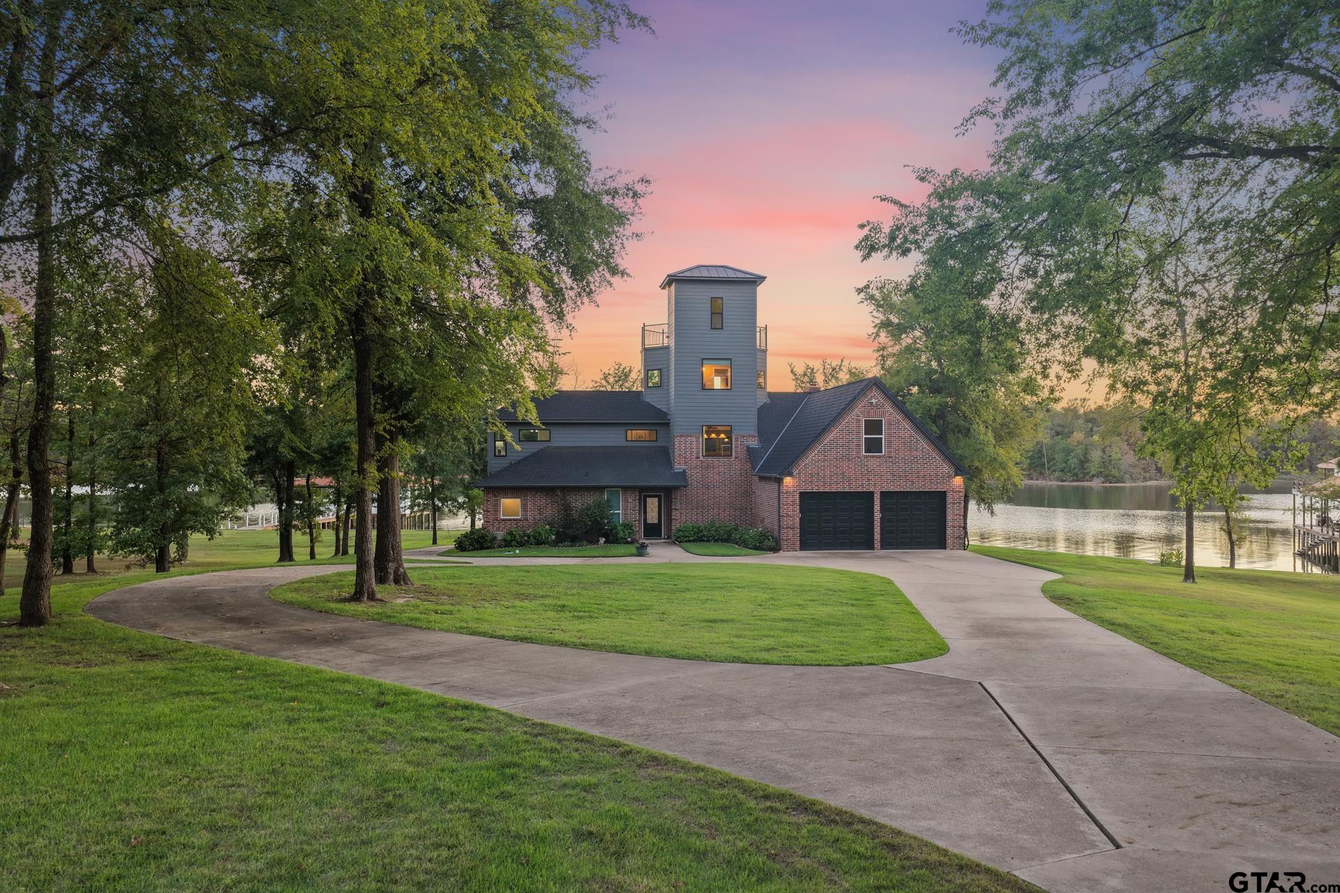 291 Private Road 2367