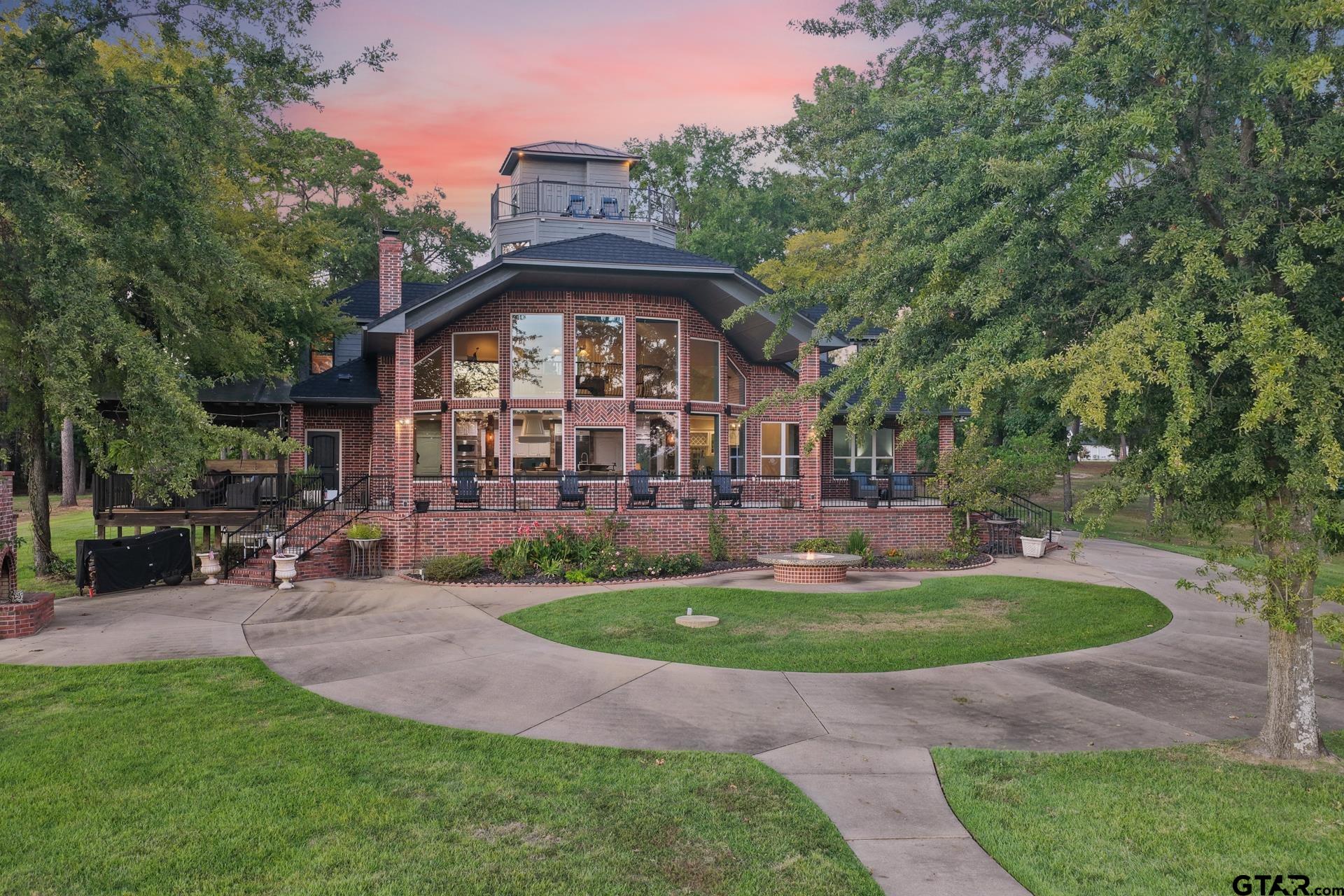 291 Private Road 2367