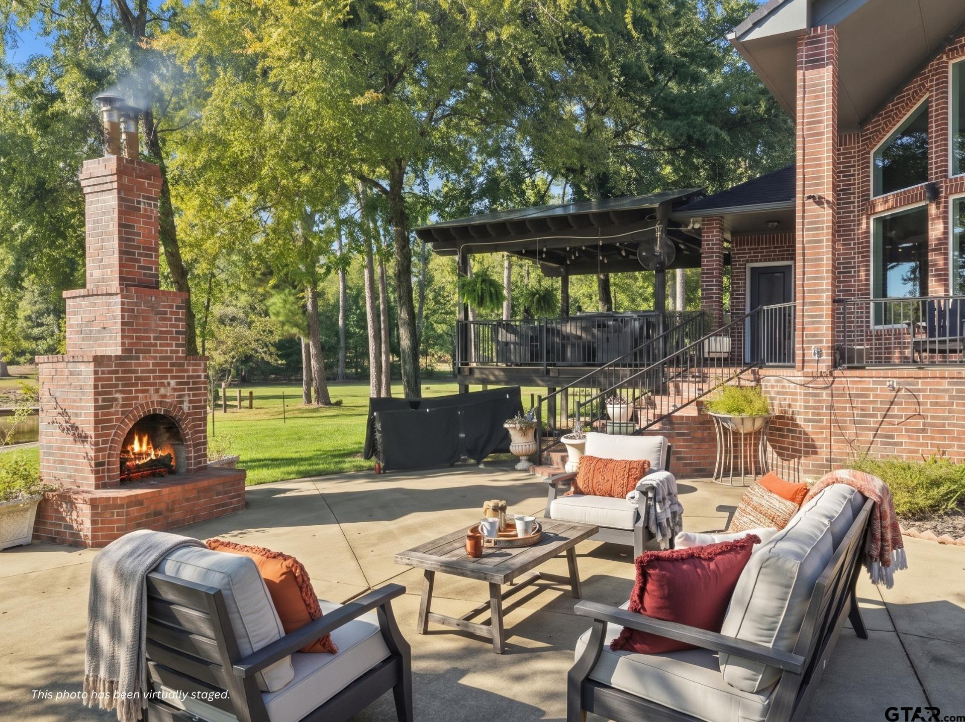 291 Private Road 2367