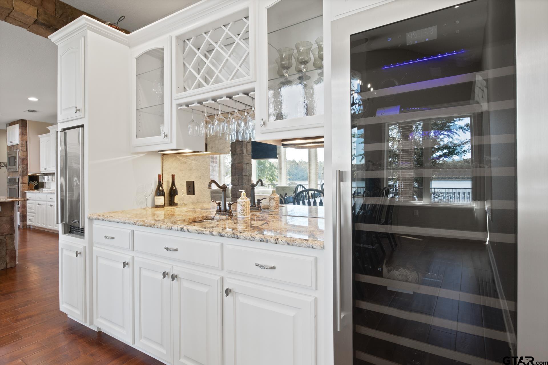 291 Private Road 2367
