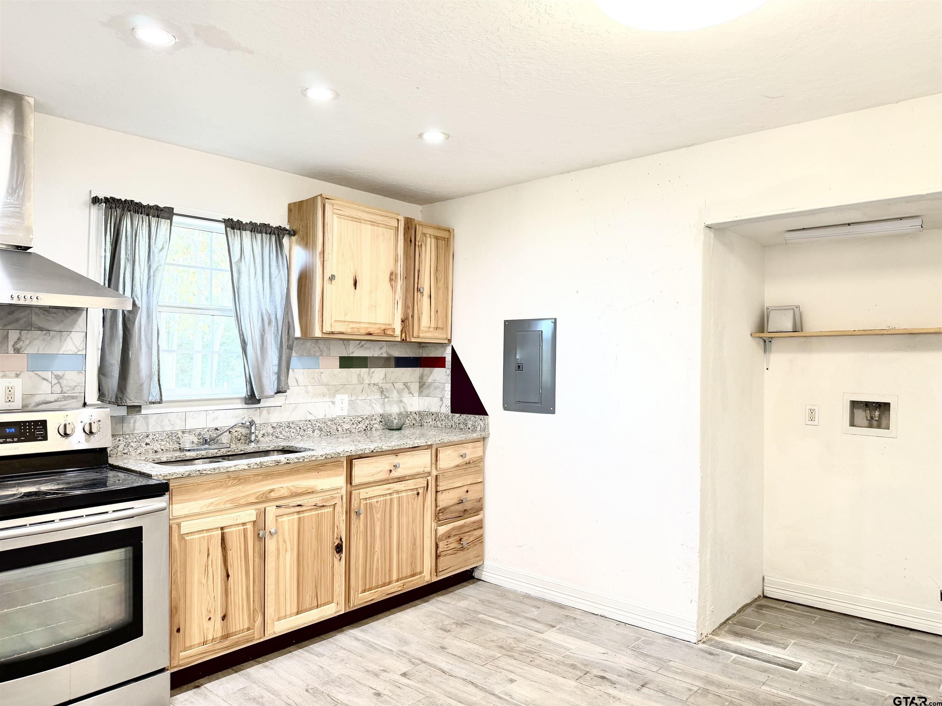 338 County Road 3010
